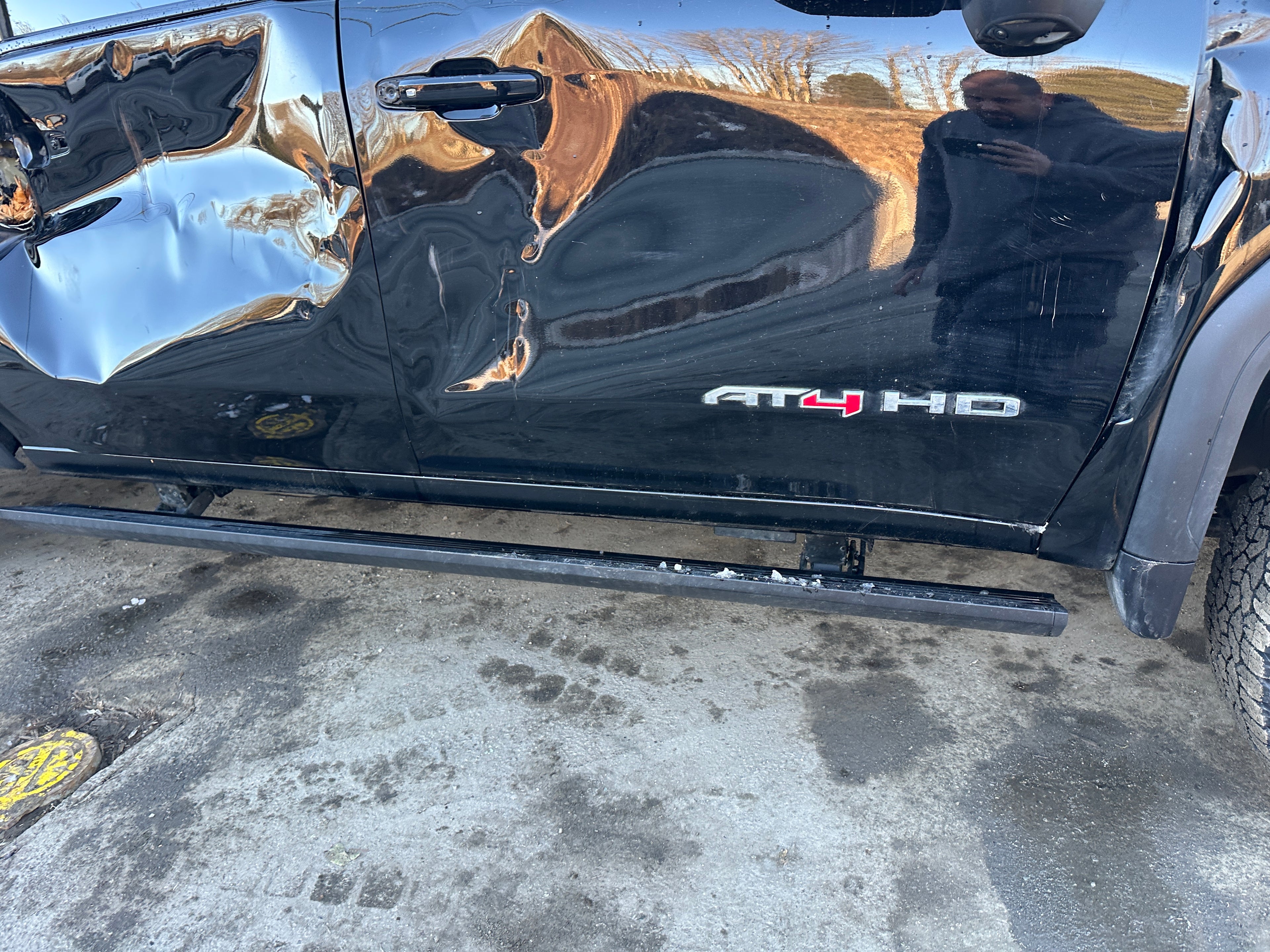 2024 GMC Sierra 3500 AT4 – G2508