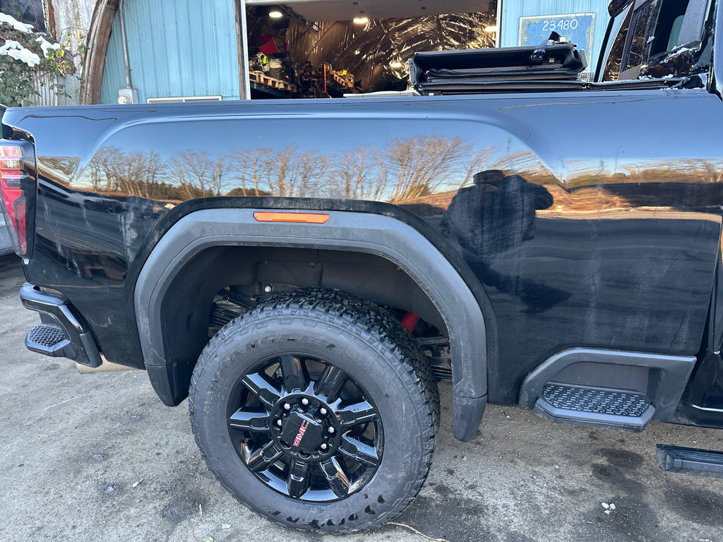 2024 GMC Sierra 3500 AT4 – G2508