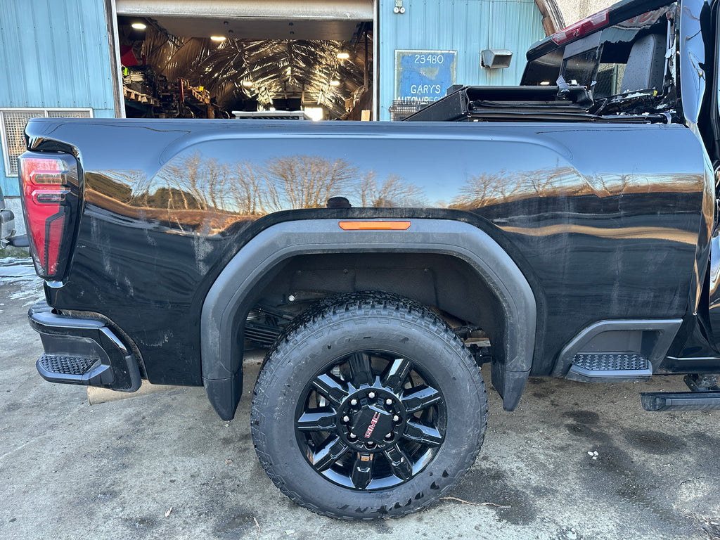 2024 GMC Sierra 3500 AT4 – G2508