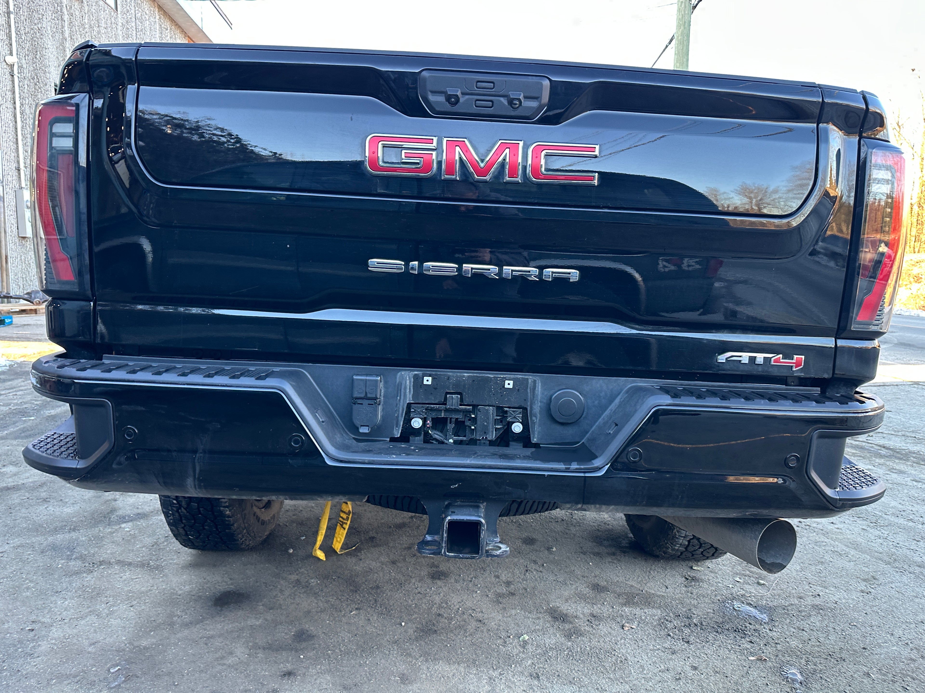 2024 GMC Sierra 3500 AT4 – G2508