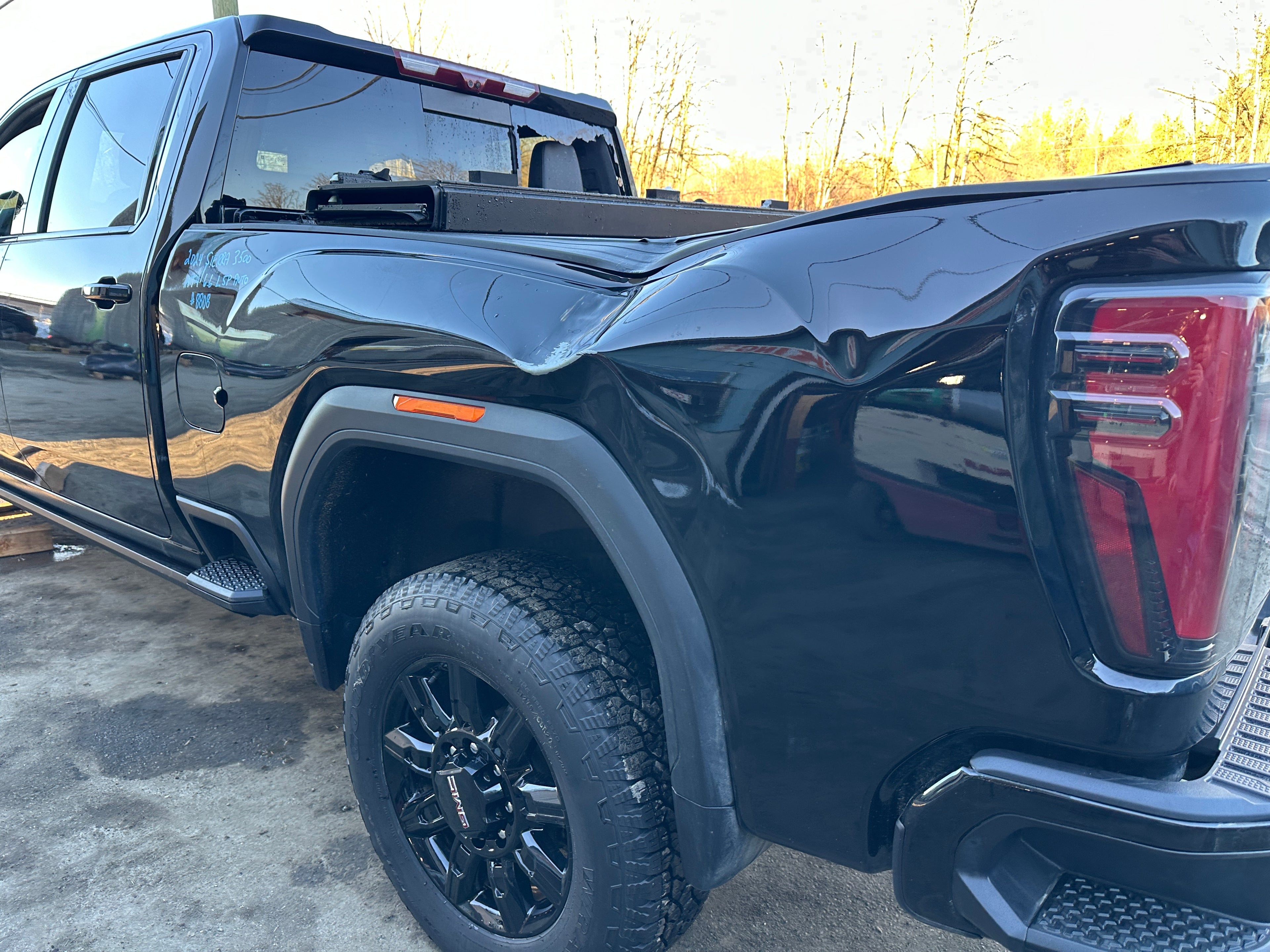 2024 GMC Sierra 3500 AT4 – G2508