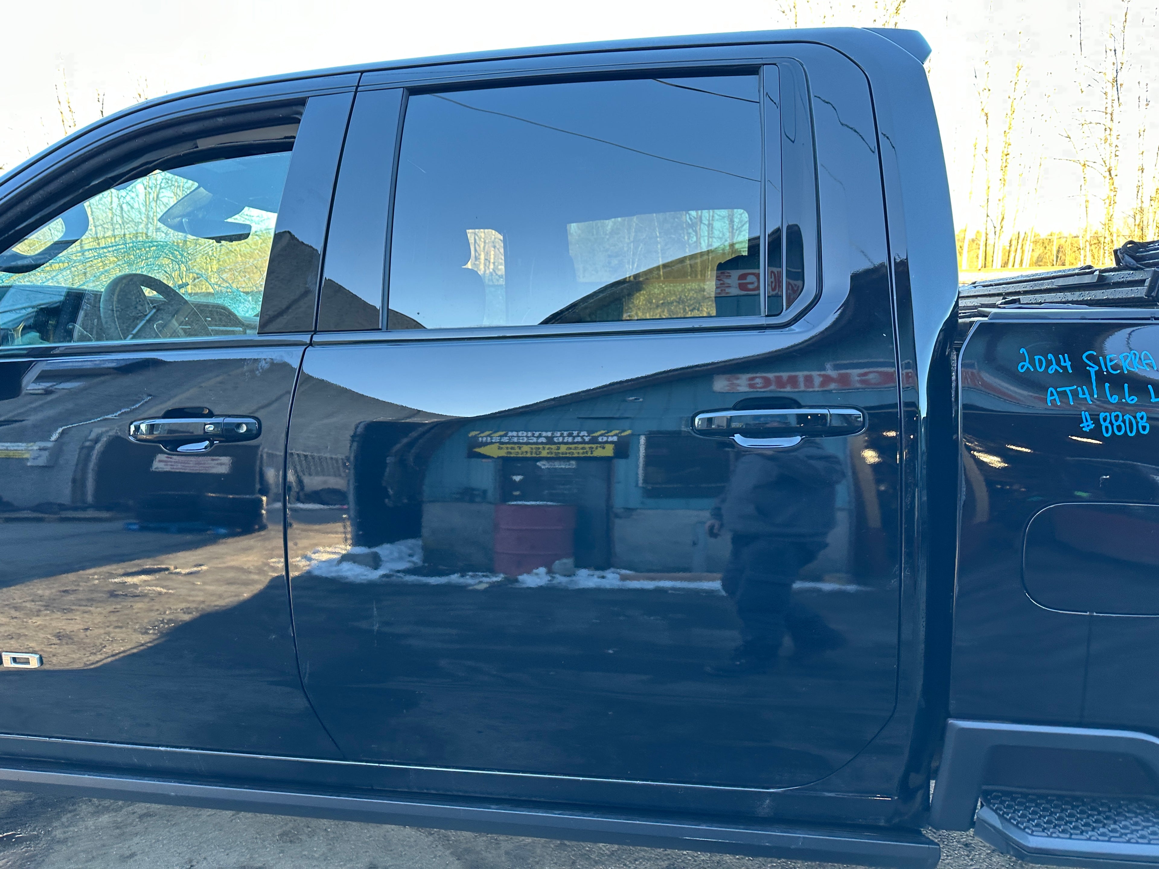 2024 GMC Sierra 3500 AT4 – G2508