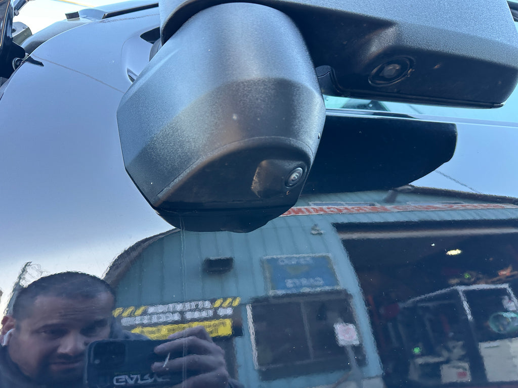 2024 GMC Sierra 3500 AT4 – G2508