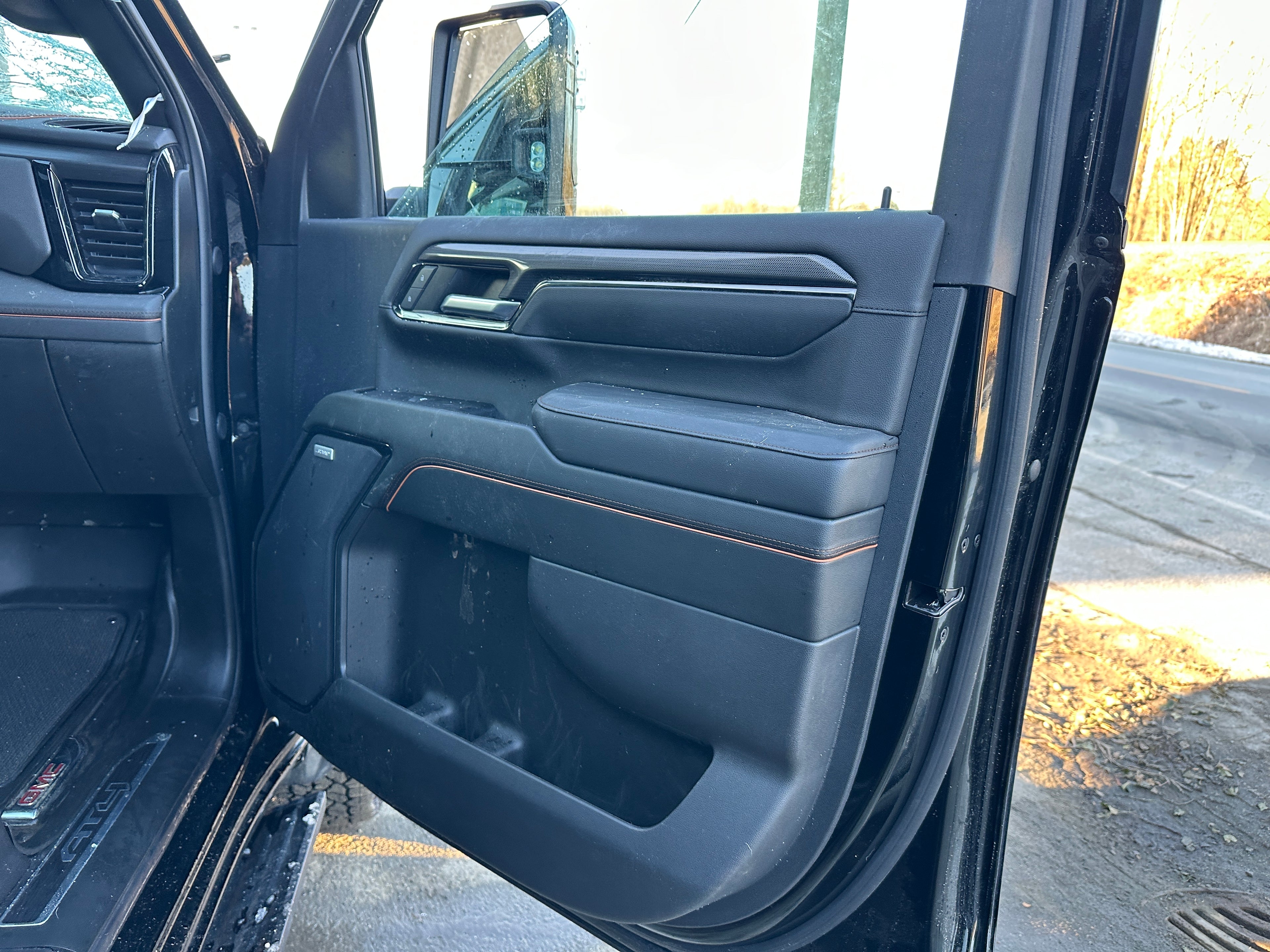 2024 GMC Sierra 3500 AT4 – G2508