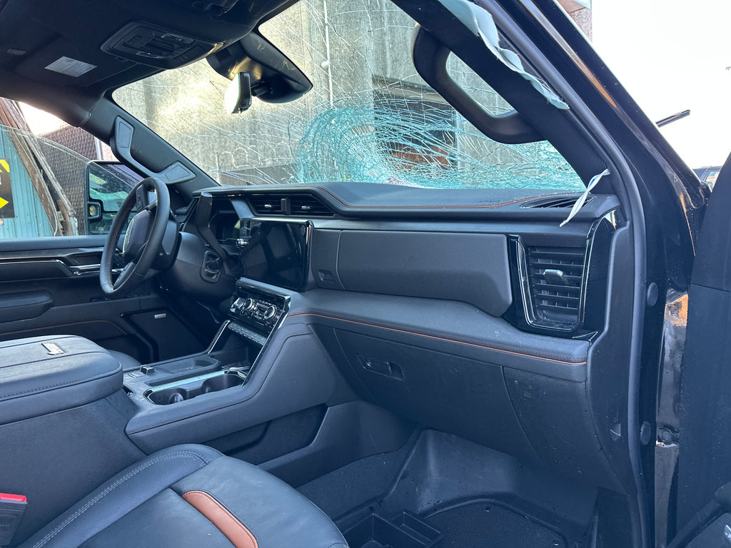 2024 GMC Sierra 3500 AT4 – G2508