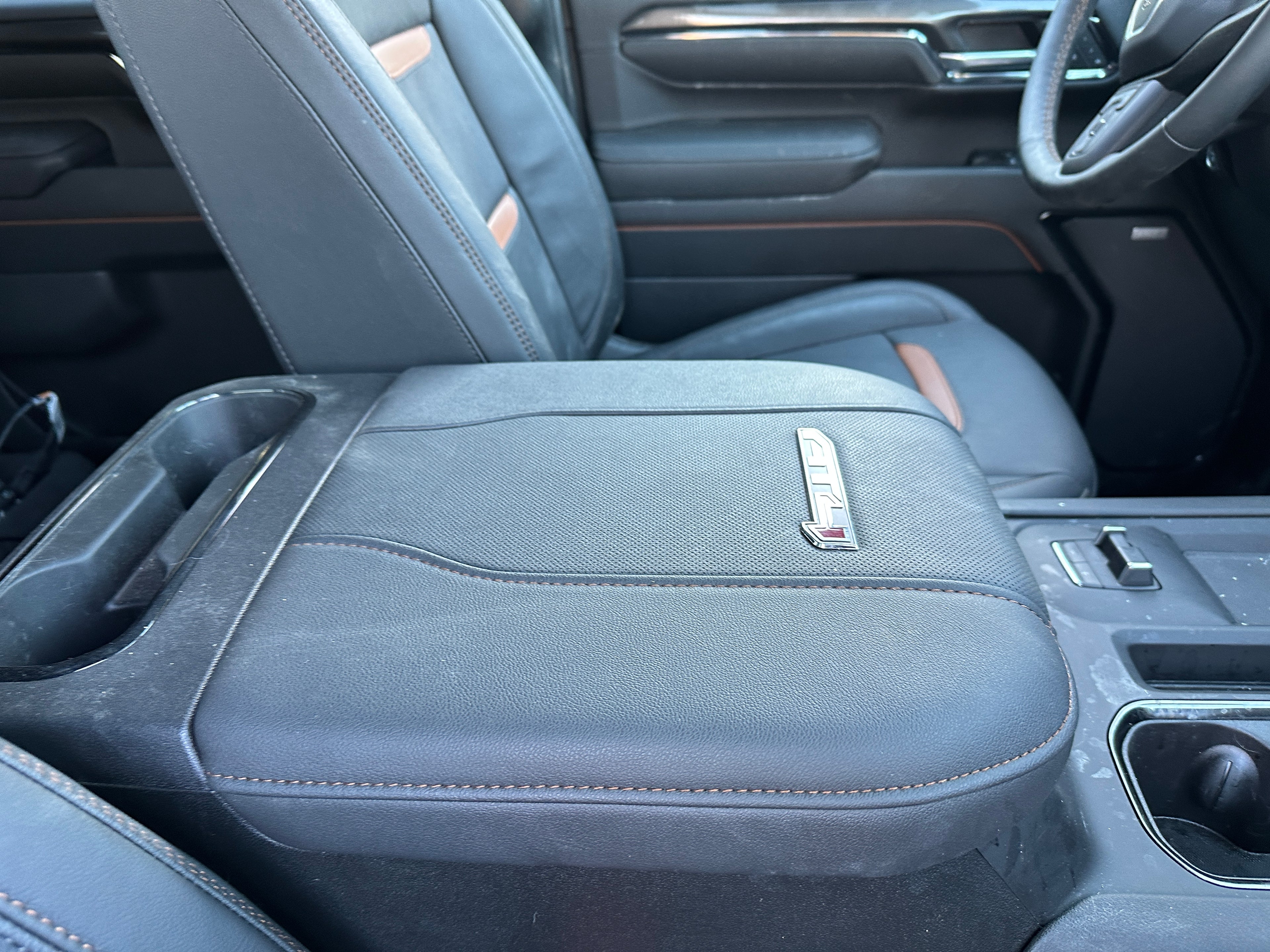 2024 GMC Sierra 3500 AT4 – G2508