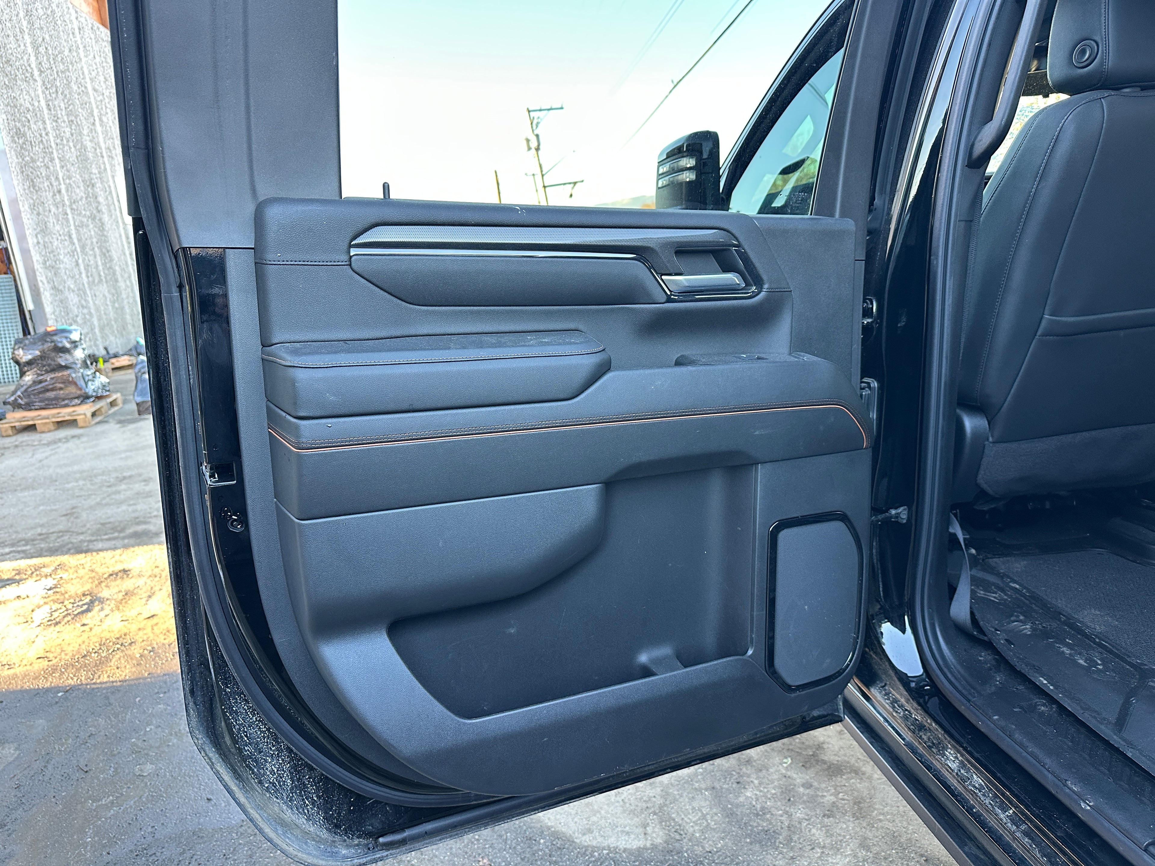 2024 GMC Sierra 3500 AT4 – G2508