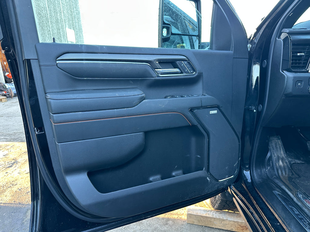 2024 GMC Sierra 3500 AT4 – G2508