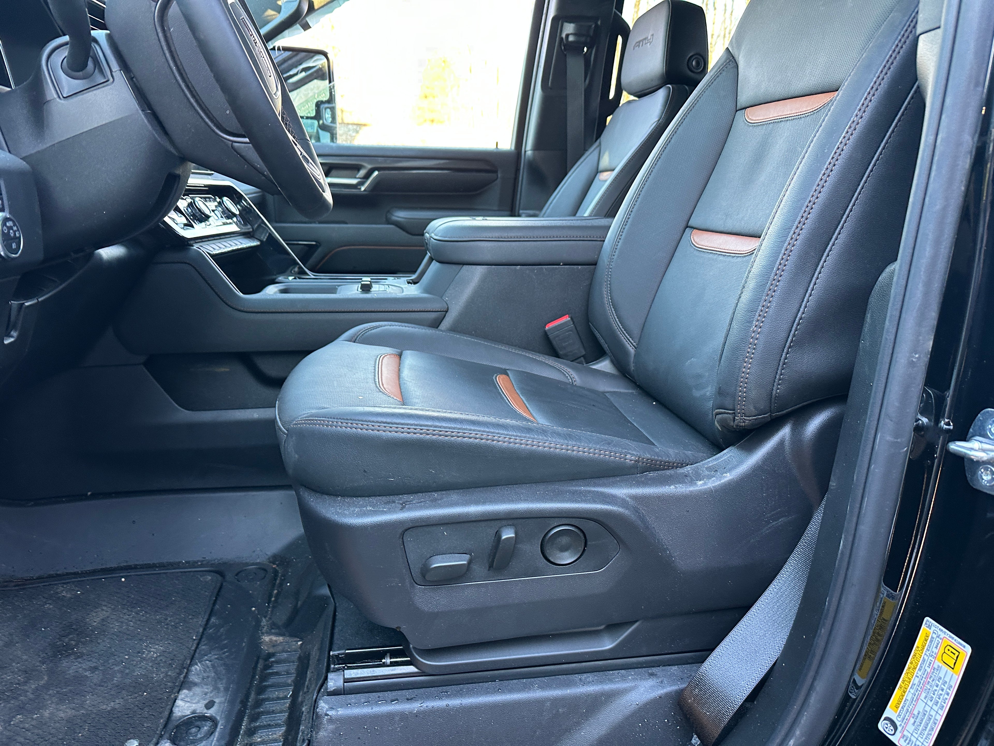 2024 GMC Sierra 3500 AT4 – G2508