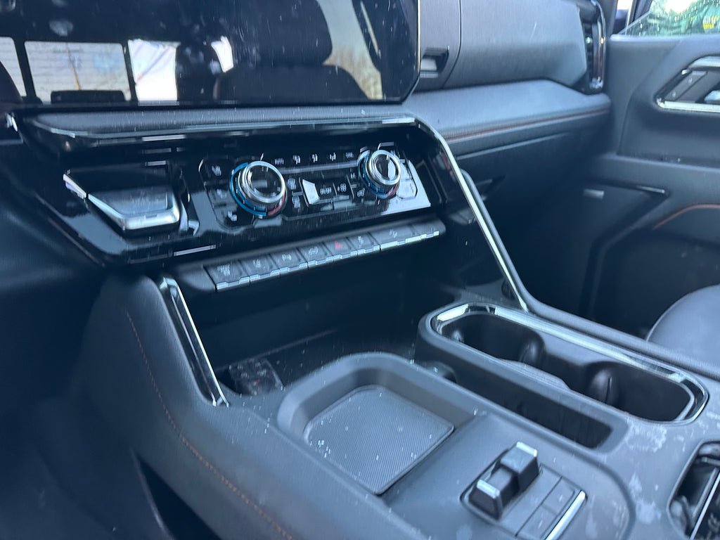 2024 GMC Sierra 3500 AT4 – G2508