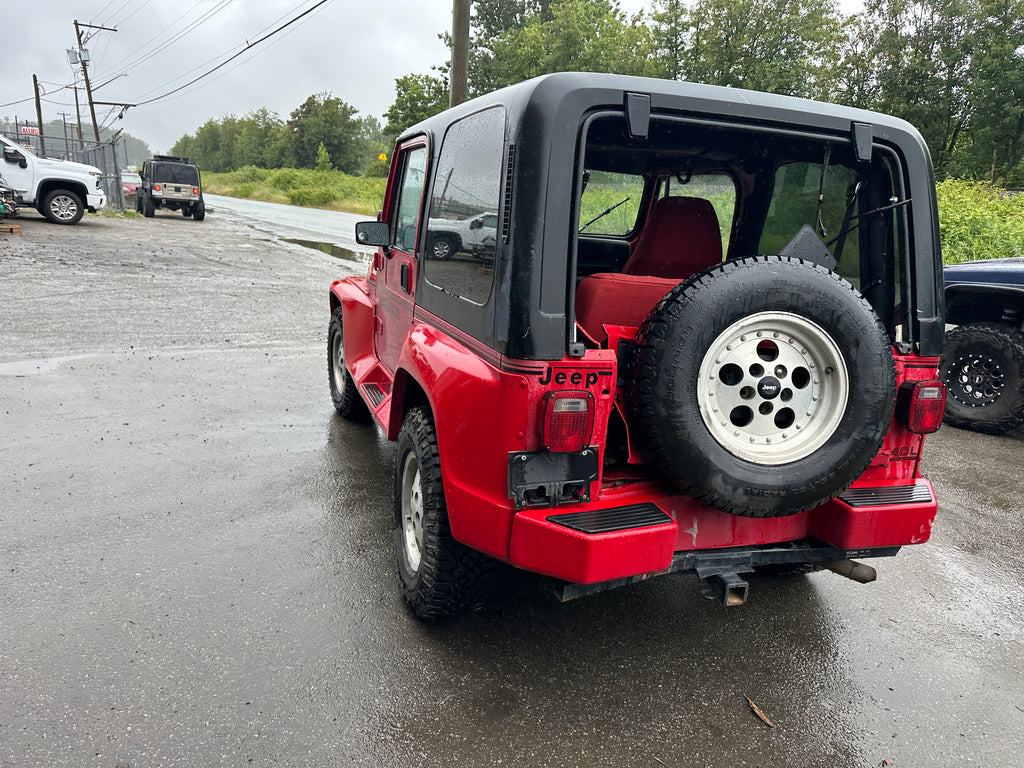 1992 Jeep Wrangler YJ Renegade 4.0 – J2528