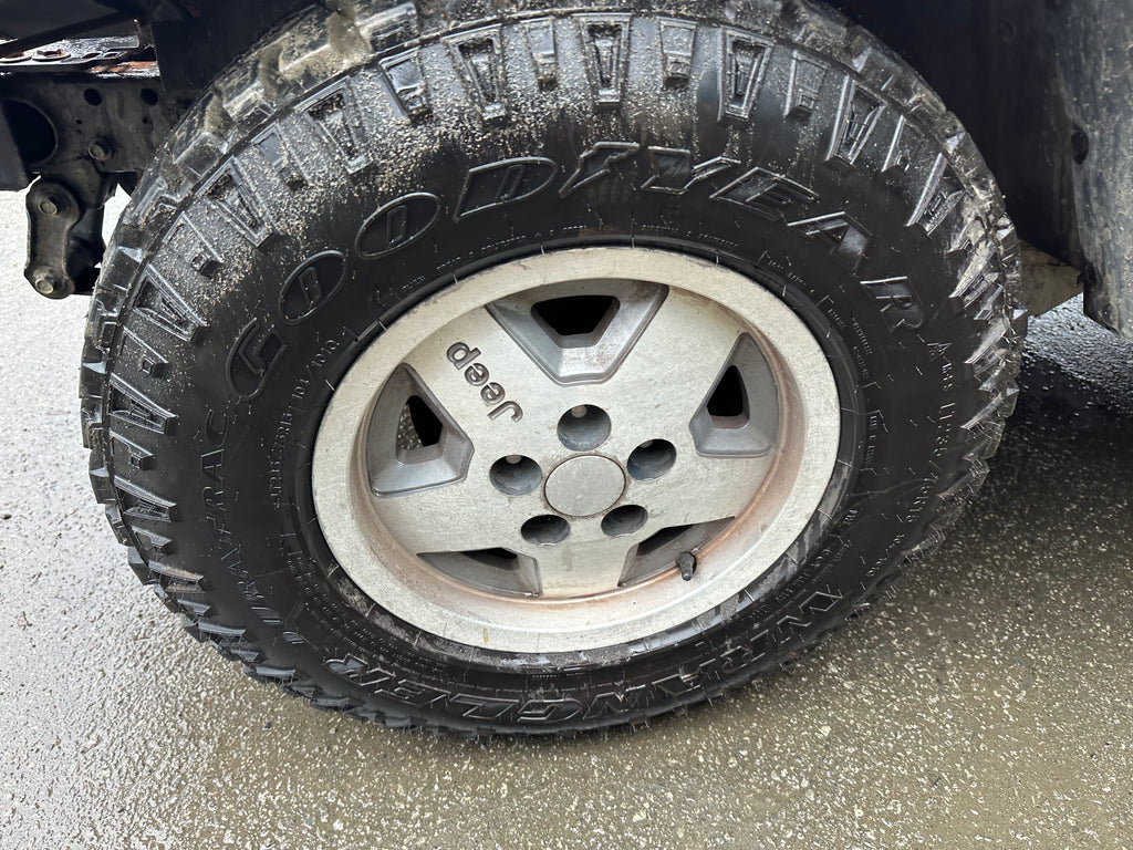 1992 Jeep Wrangler YJ Renegade 4.0 – J2528