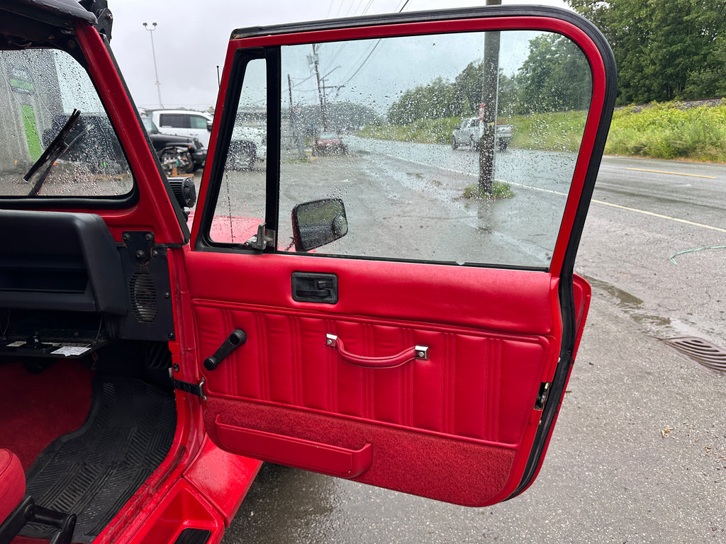 1992 Jeep Wrangler YJ Renegade 4.0 – J2528