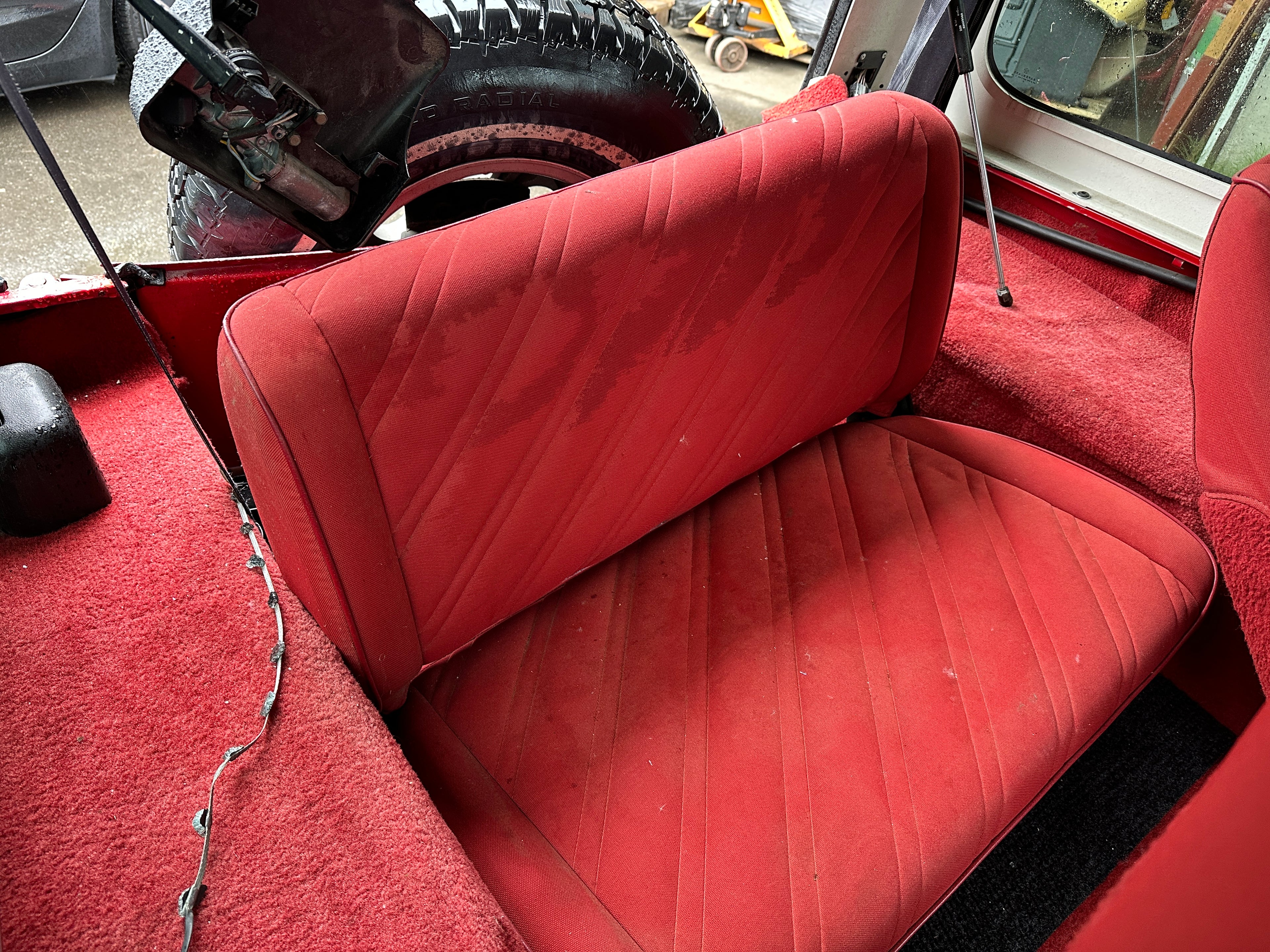 1992 Jeep Wrangler YJ Renegade 4.0 – J2528