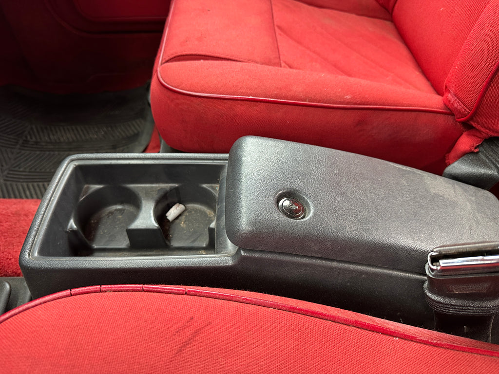 1992 Jeep Wrangler YJ Renegade 4.0 – J2528