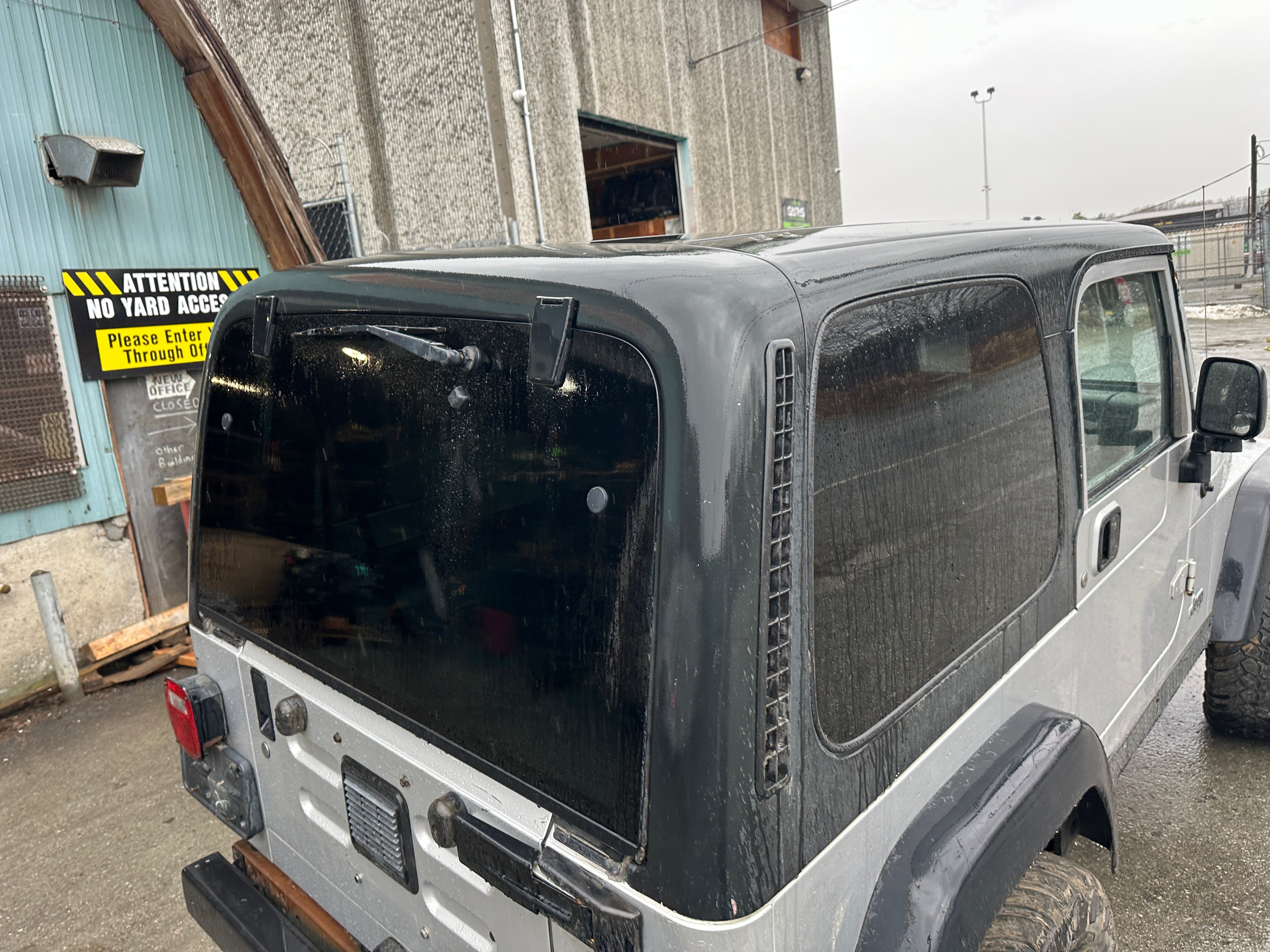 2006 Jeep TJ Rubicon 4.0 – J2507