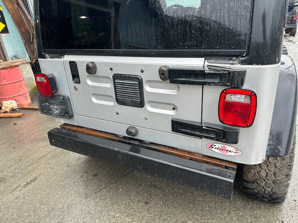 2006 Jeep TJ Rubicon 4.0 – J2507