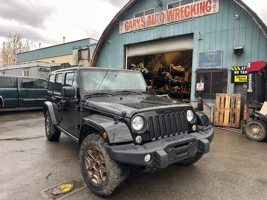 2016 Jeep Wrangler JK Unlimited Sahara 3.6 – J2554