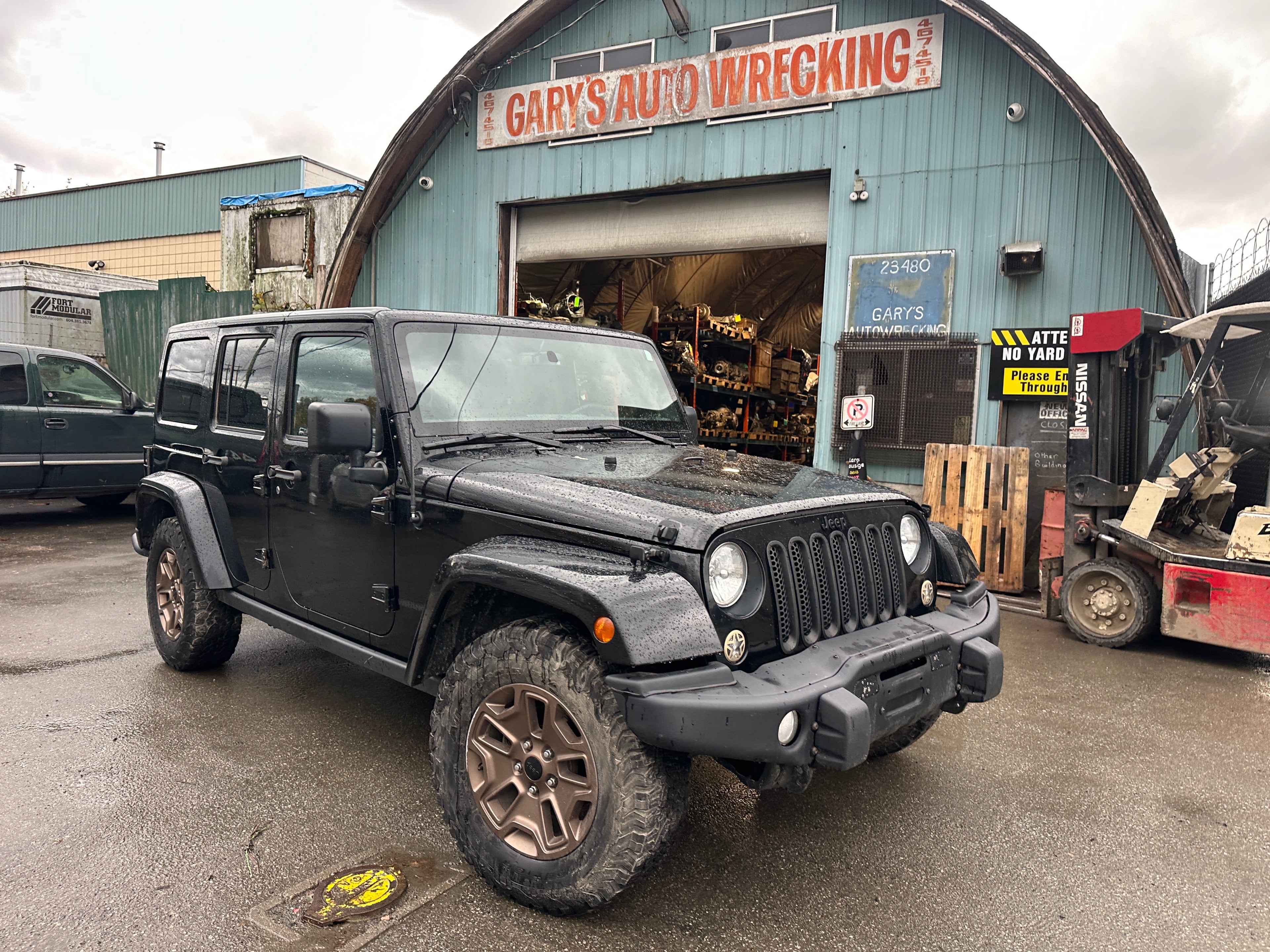 2016 Jeep Wrangler JK Unlimited Sahara 3.6 – J2554