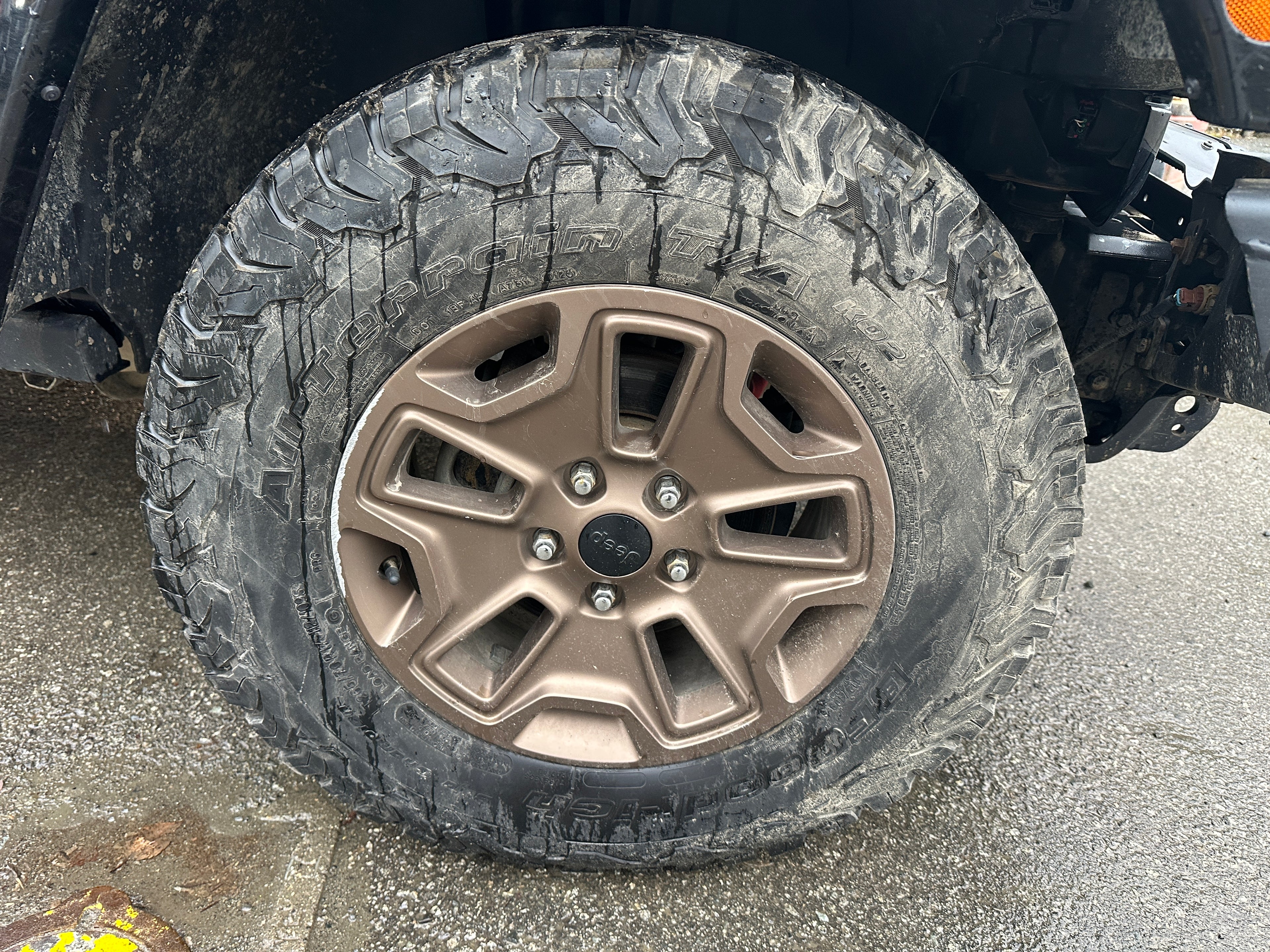 2016 Jeep Wrangler JK Unlimited Sahara 3.6 – J2554