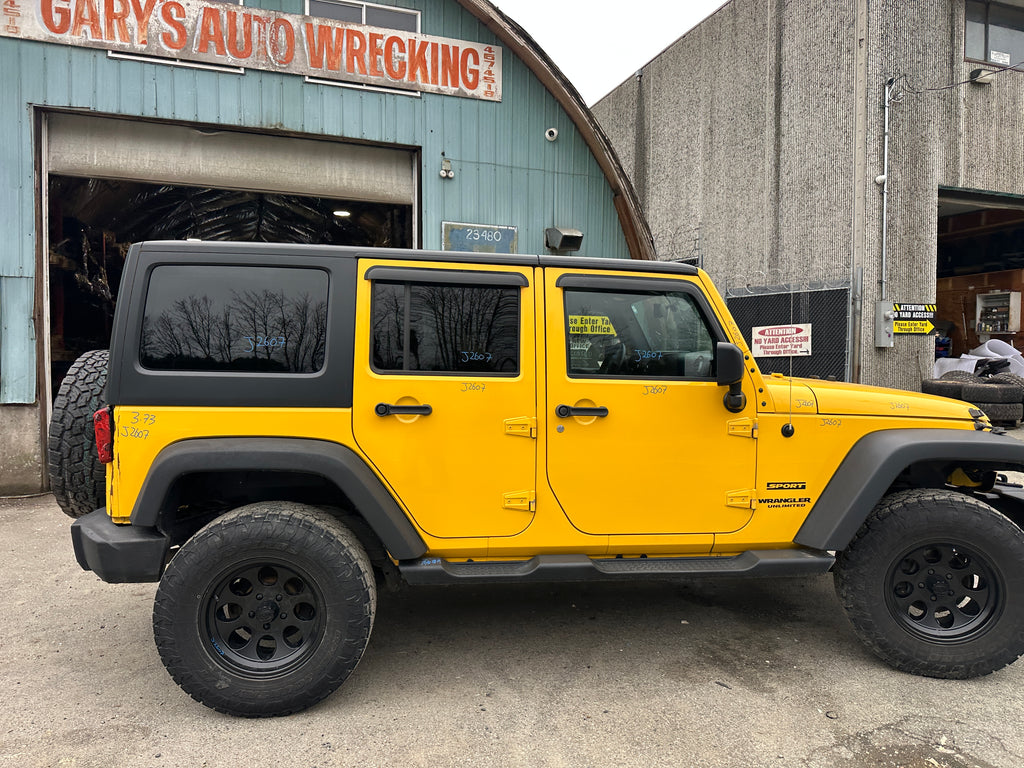 2015 Jeep Wrangler JK Unlimited Sport 3.6 – J2607