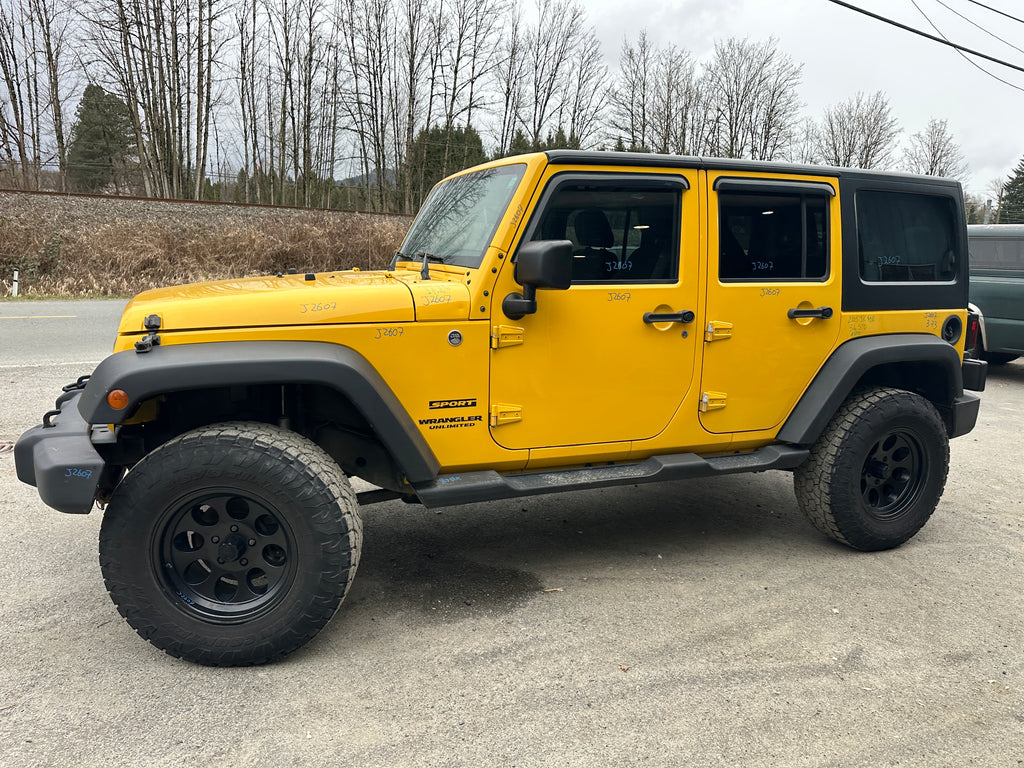2015 Jeep Wrangler JK Unlimited Sport 3.6 – J2607