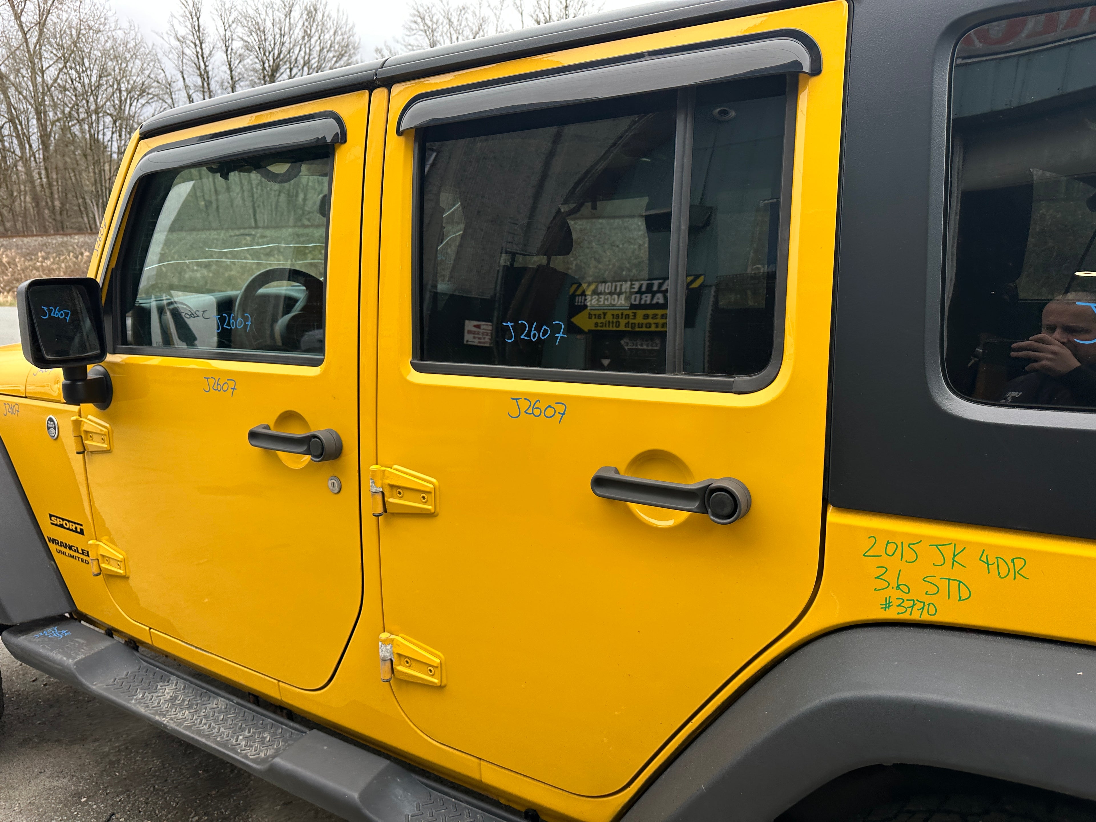 2015 Jeep Wrangler JK Unlimited Sport 3.6 – J2607