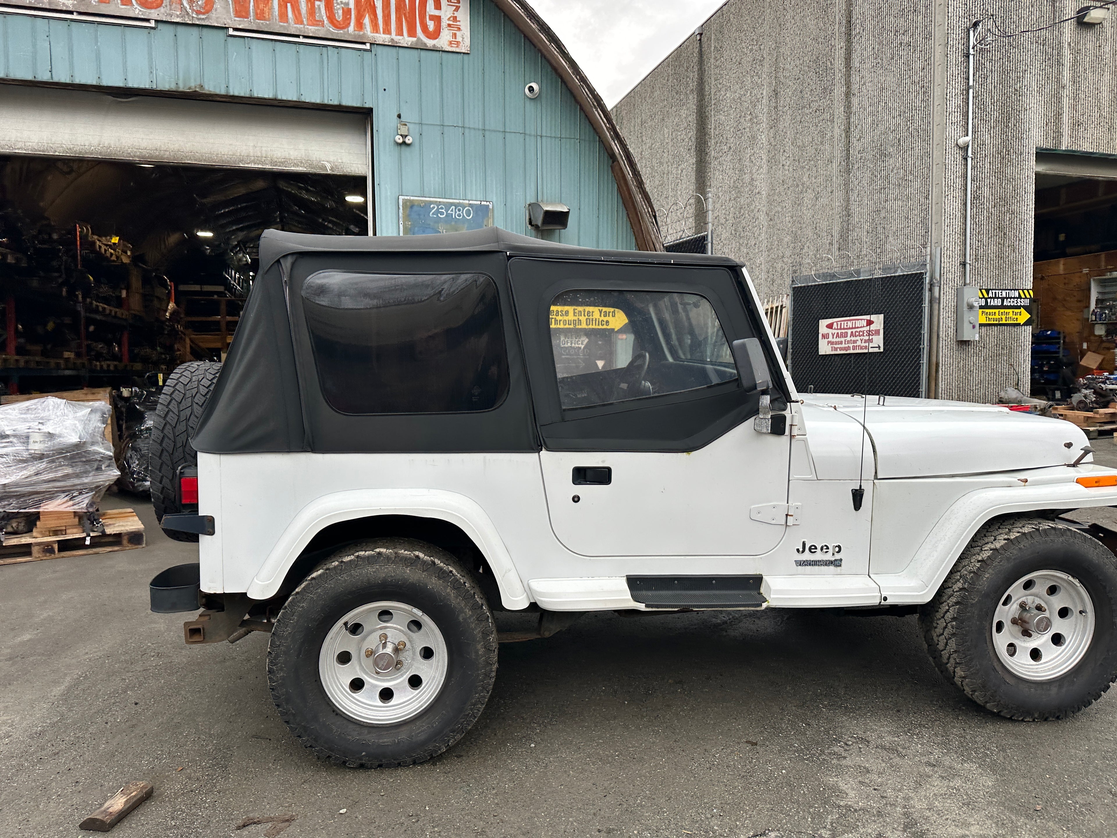 1993 Jeep Wrangler YJ 2.5 – J2509