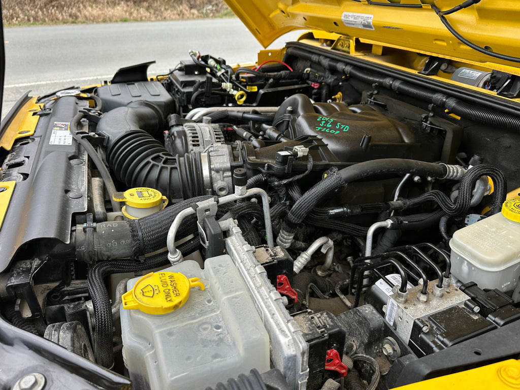 2015 Jeep Wrangler JK Unlimited Sport 3.6 – J2607