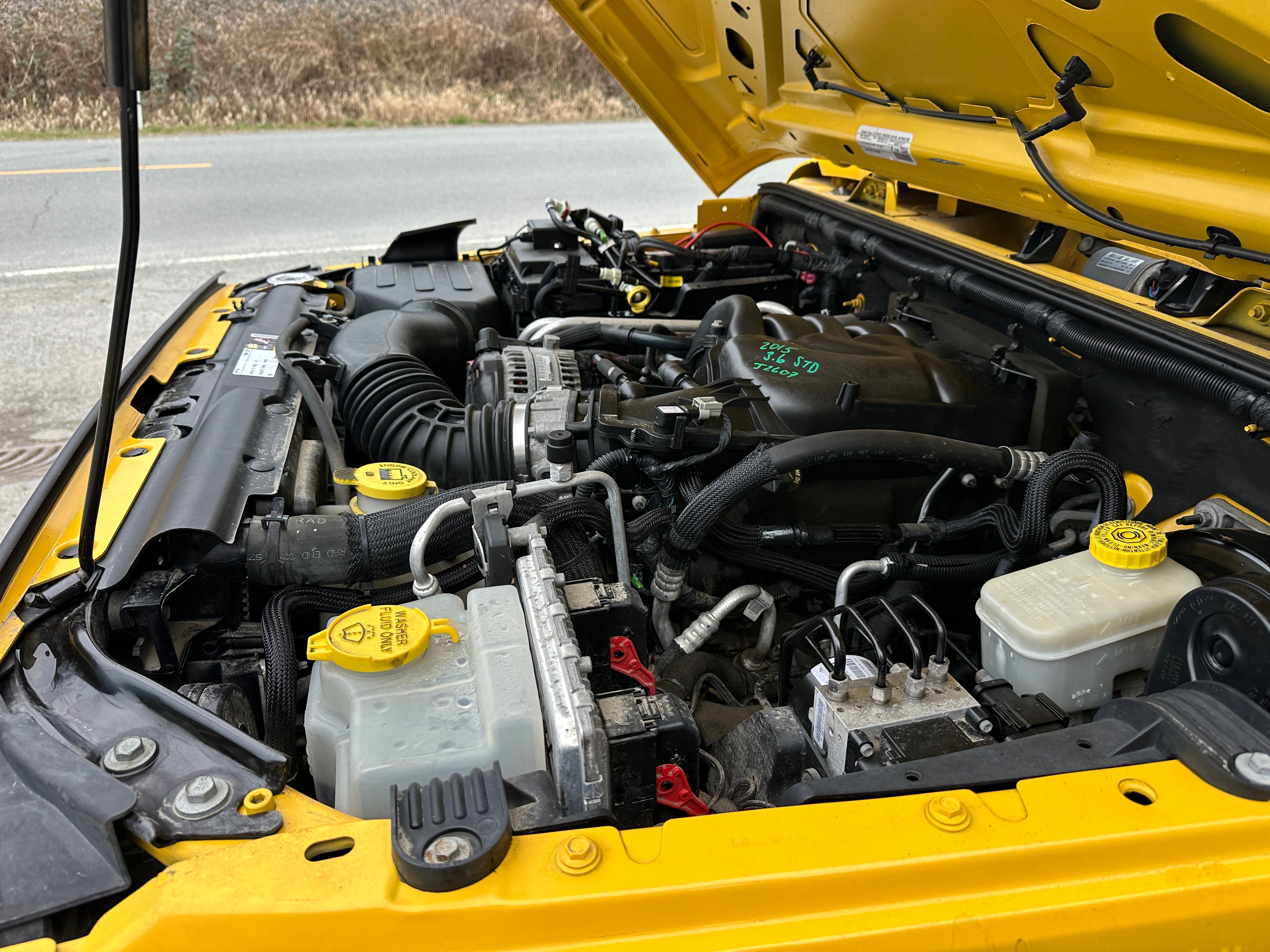 2015 Jeep Wrangler JK Unlimited Sport 3.6 – J2607