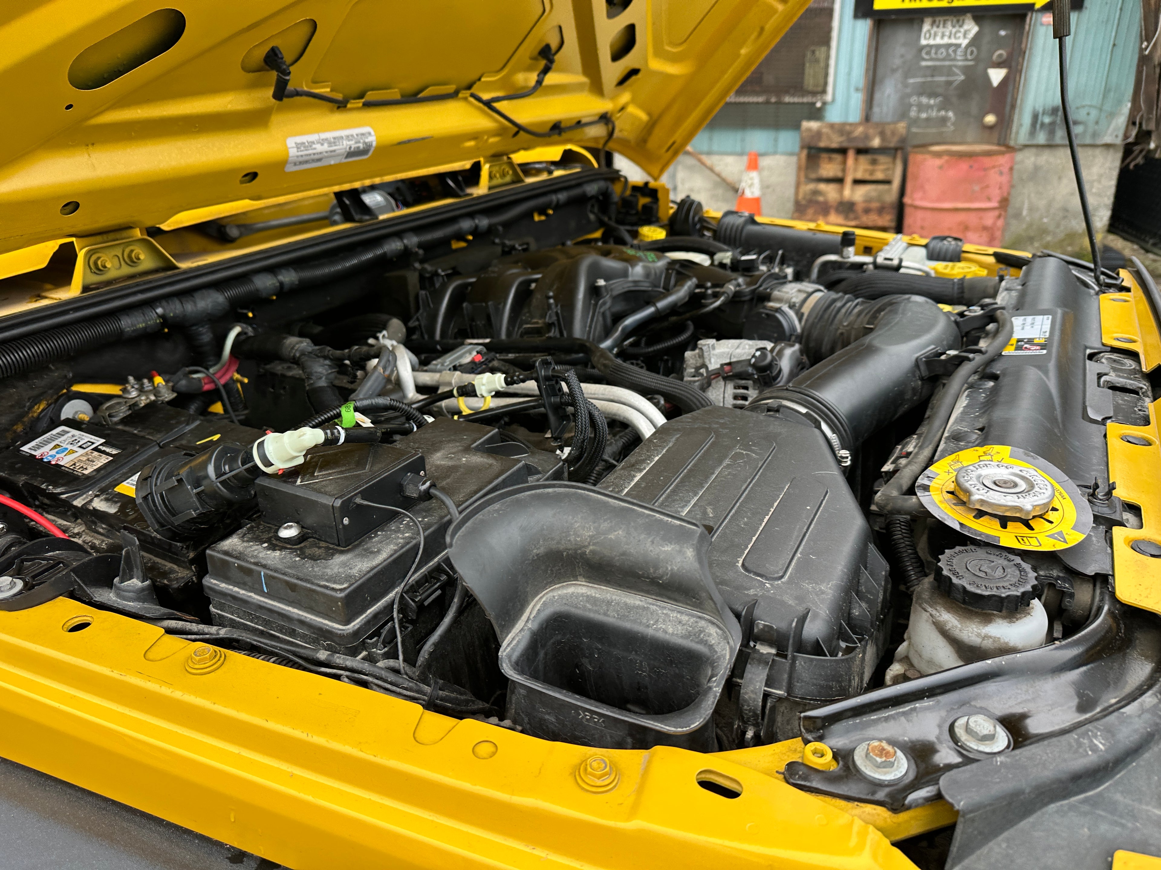 2015 Jeep Wrangler JK Unlimited Sport 3.6 – J2607