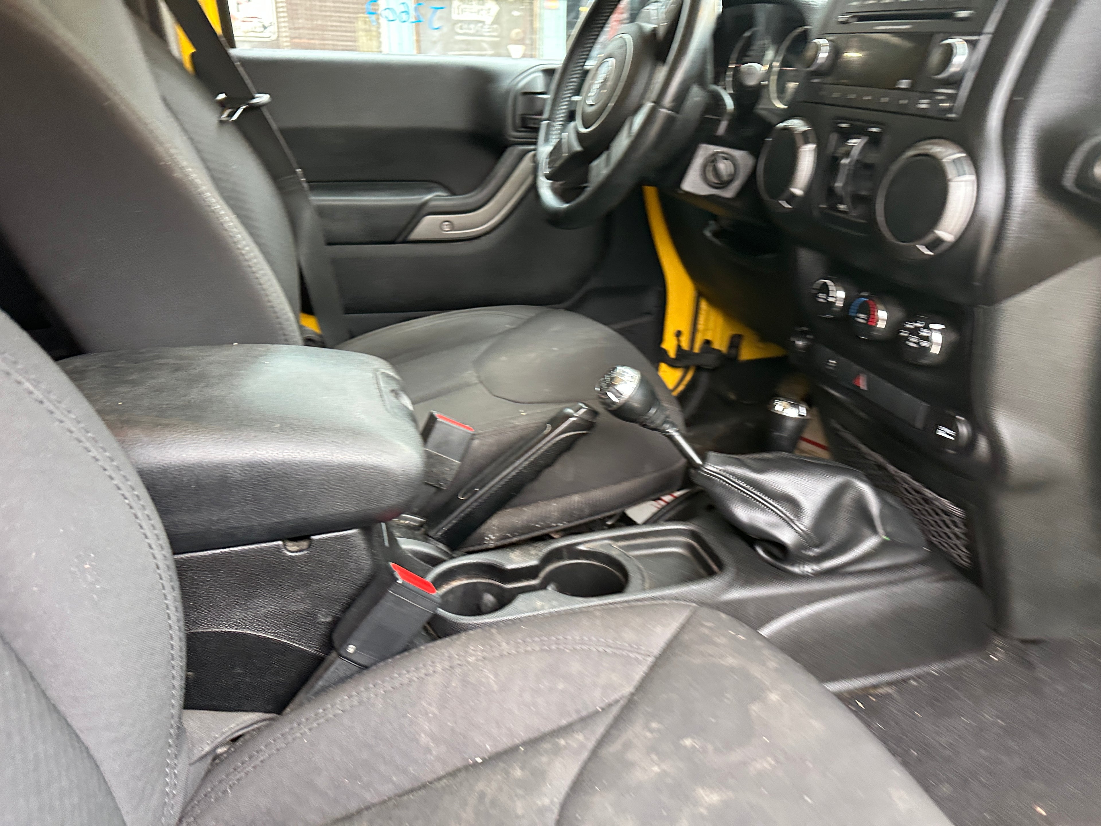 2015 Jeep Wrangler JK Unlimited Sport 3.6 – J2607