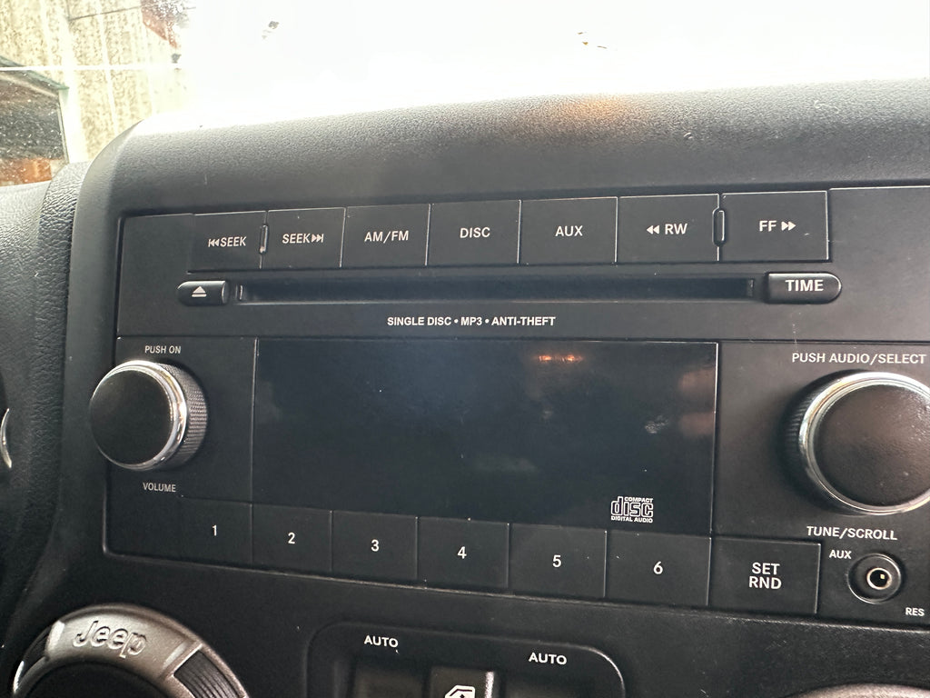 2015 Jeep Wrangler JK Unlimited Sport 3.6 – J2607