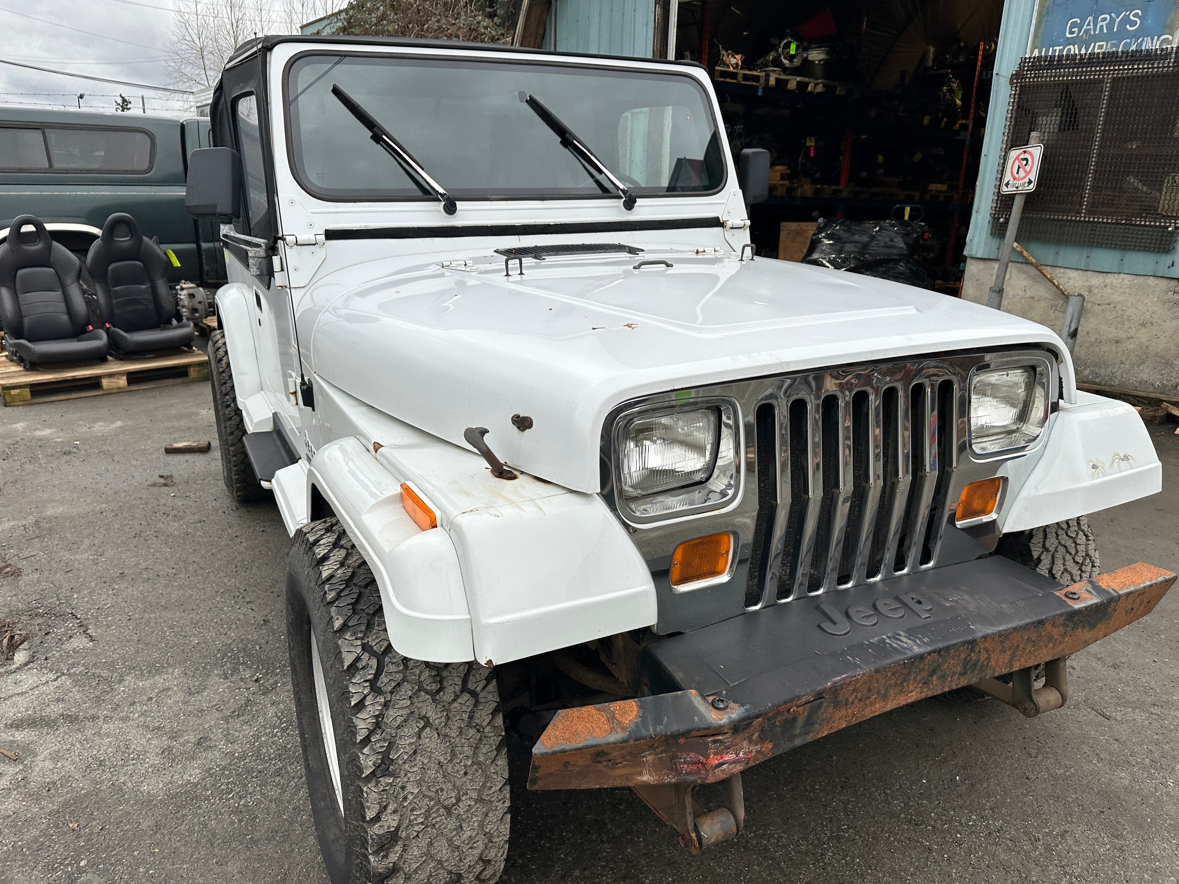 1993 Jeep Wrangler YJ 2.5 – J2509