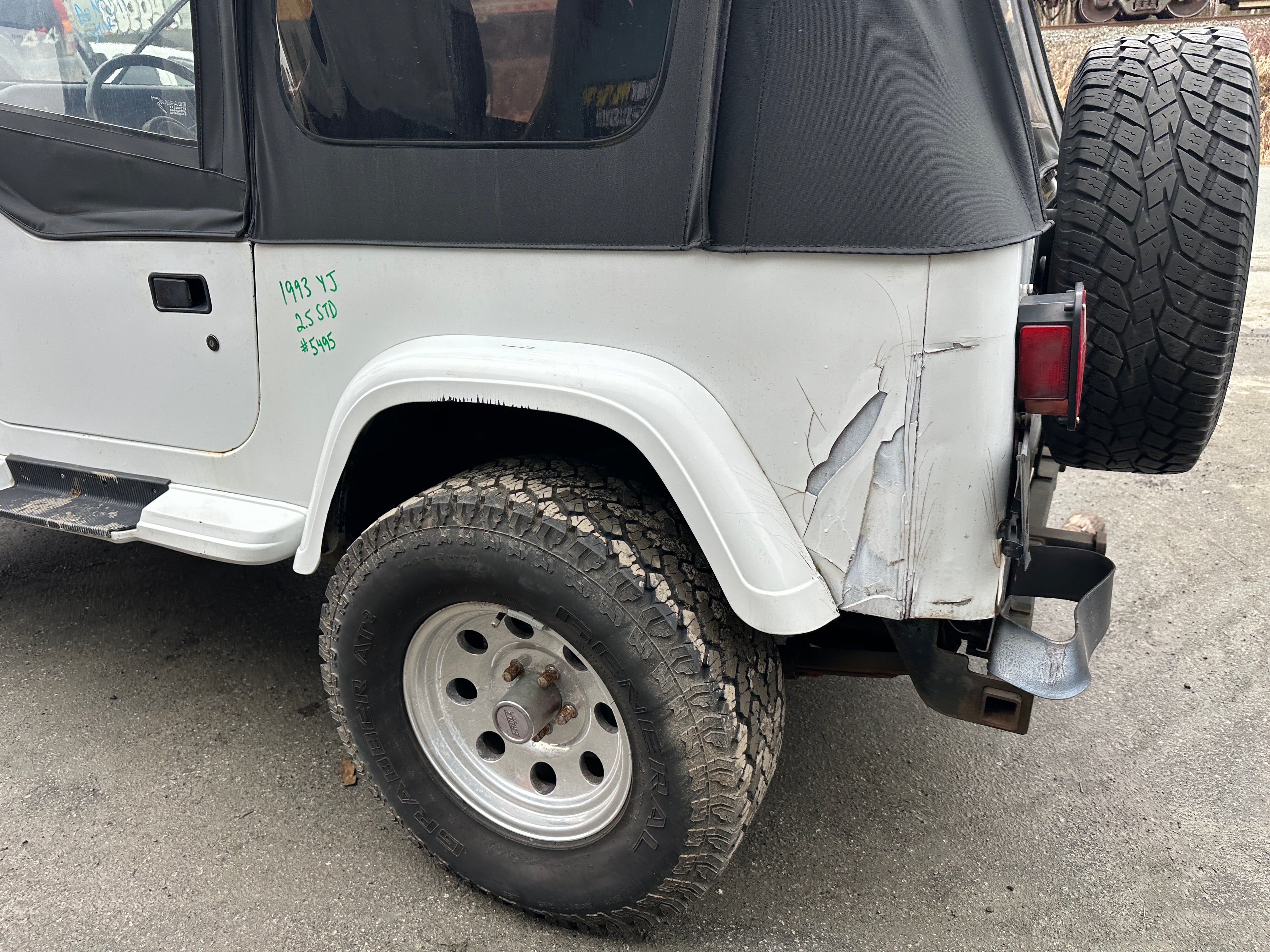 1993 Jeep Wrangler YJ 2.5 – J2509