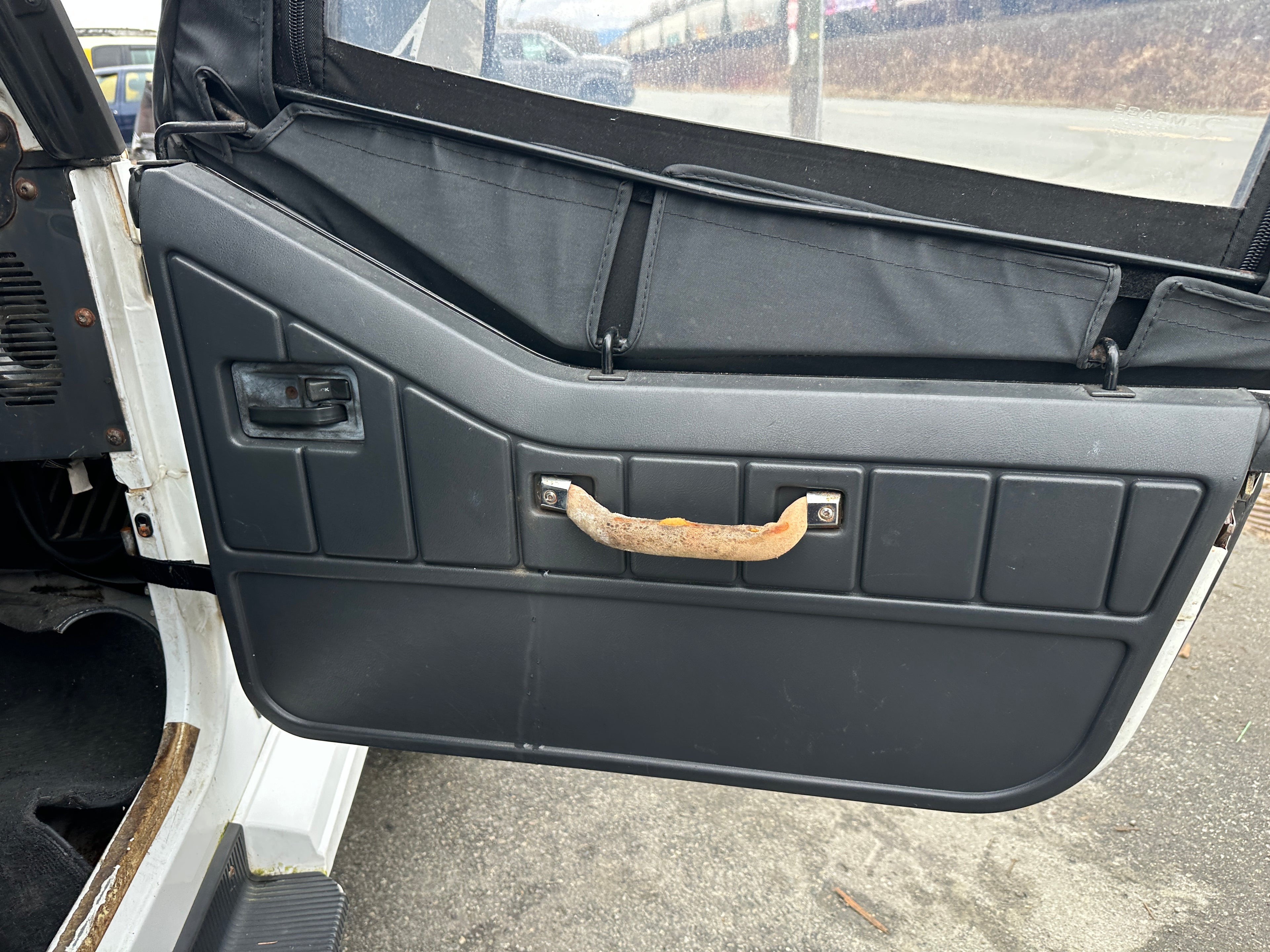 1993 Jeep Wrangler YJ 2.5 – J2509