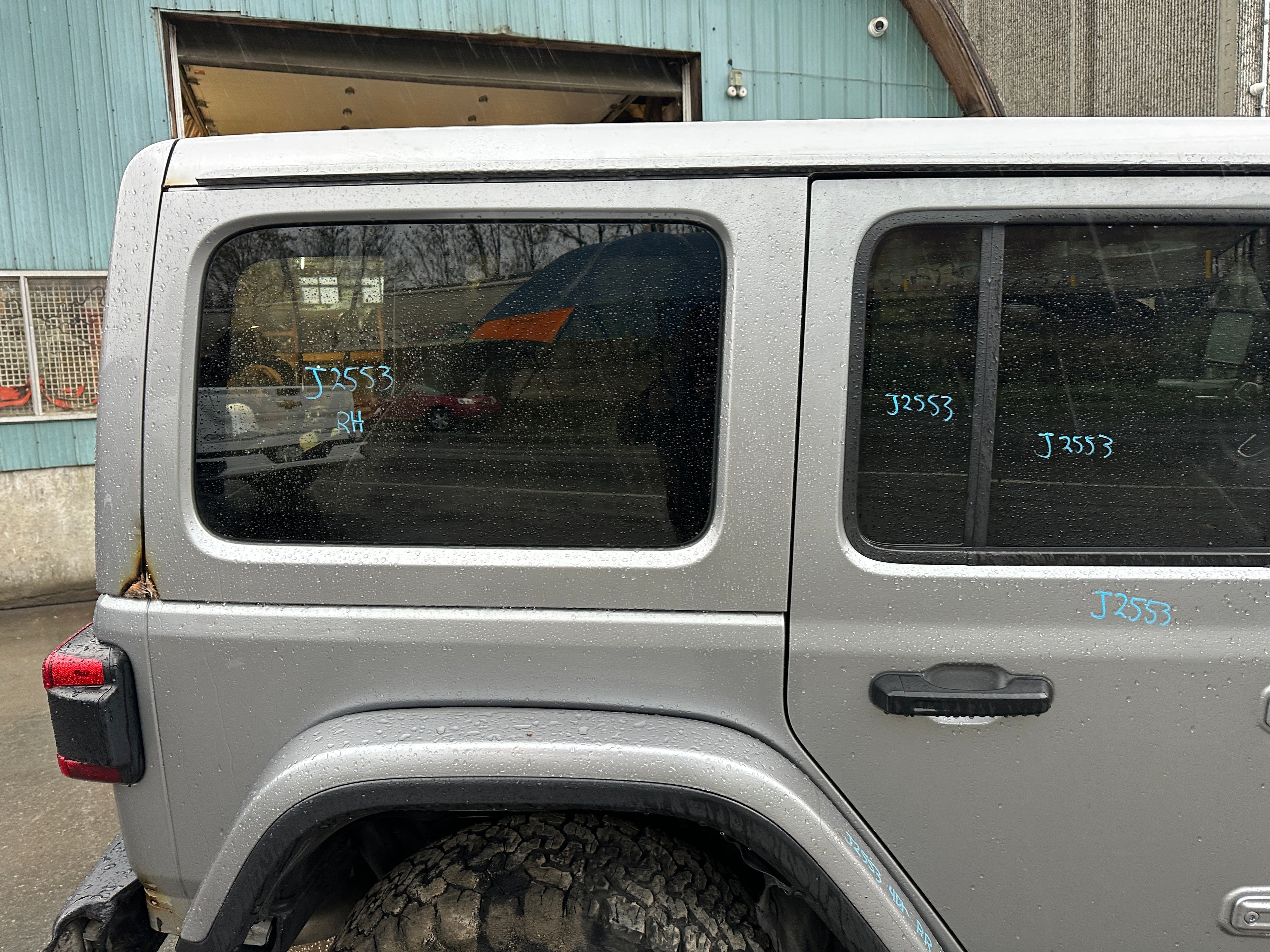 2021 Jeep Wrangler JL Unlimited Rubicon 4xe 2.0 – J2553