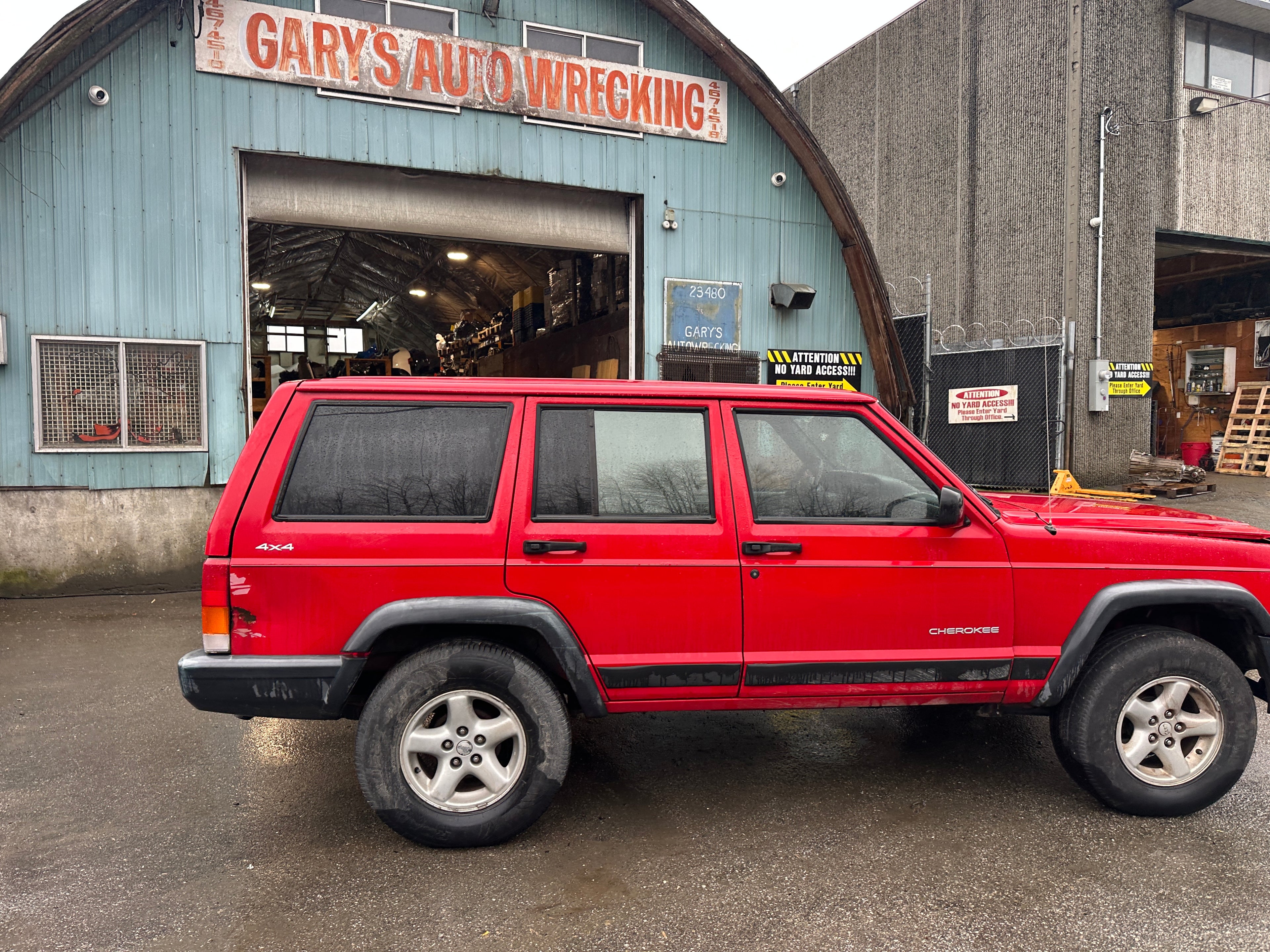 2000 Jeep Cherokee XJ SE 4.0 – J2608