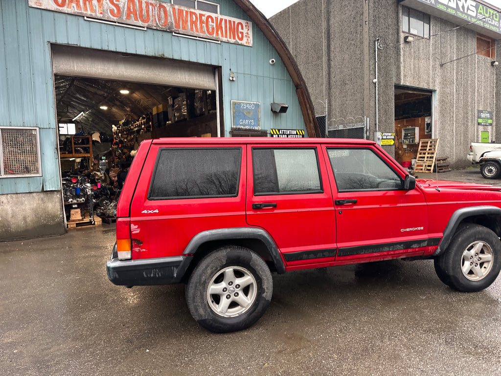 2000 Jeep Cherokee XJ SE 4.0 – J2608