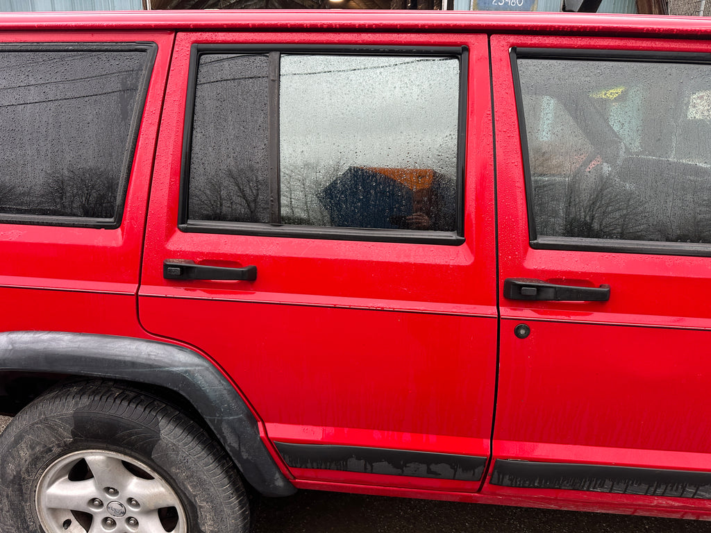 2000 Jeep Cherokee XJ SE 4.0 – J2608