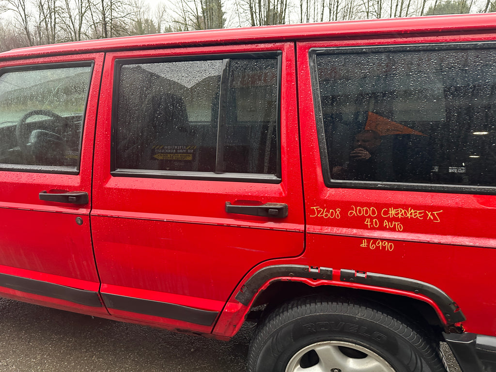 2000 Jeep Cherokee XJ SE 4.0 – J2608