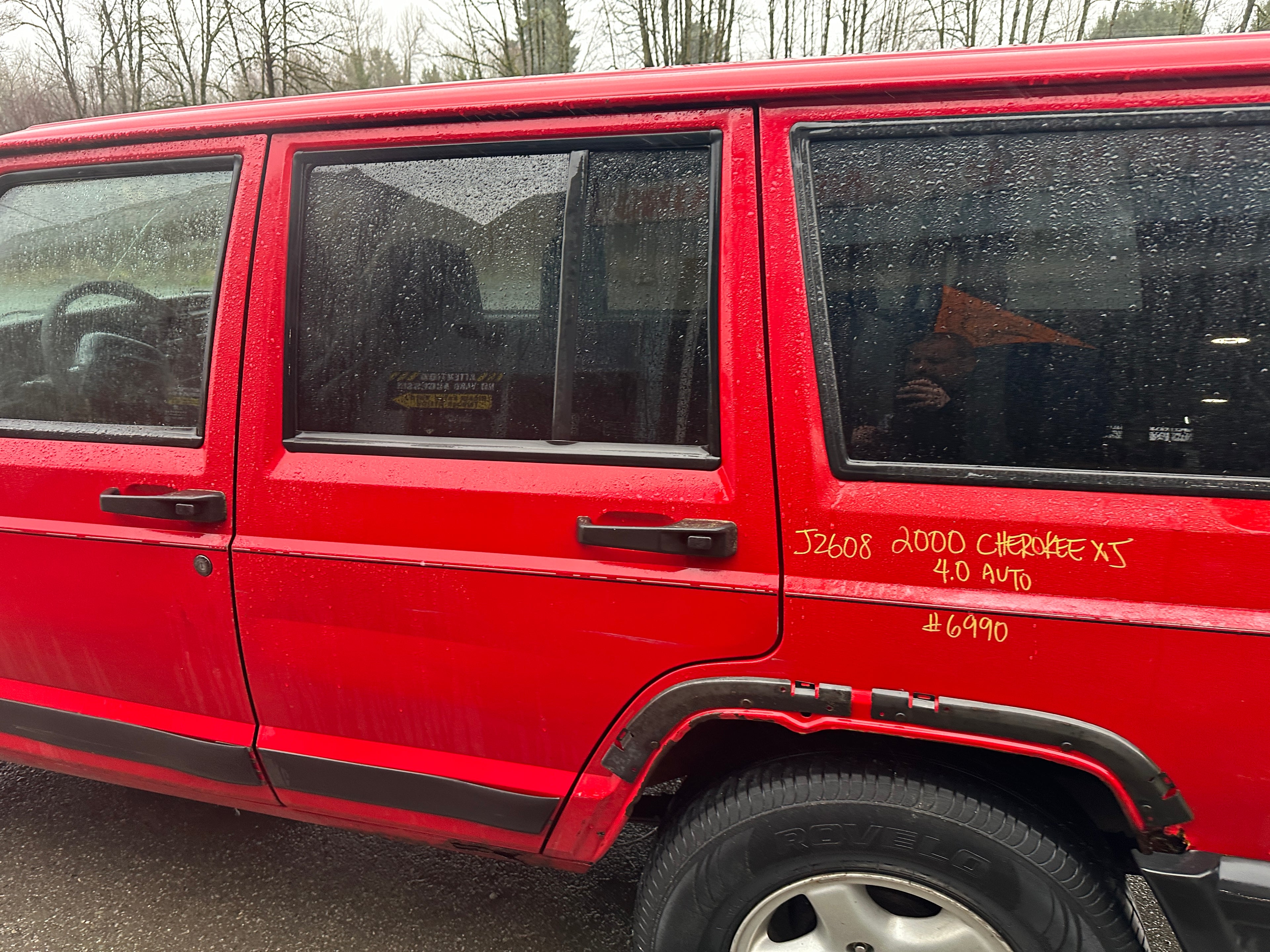 2000 Jeep Cherokee XJ SE 4.0 – J2608