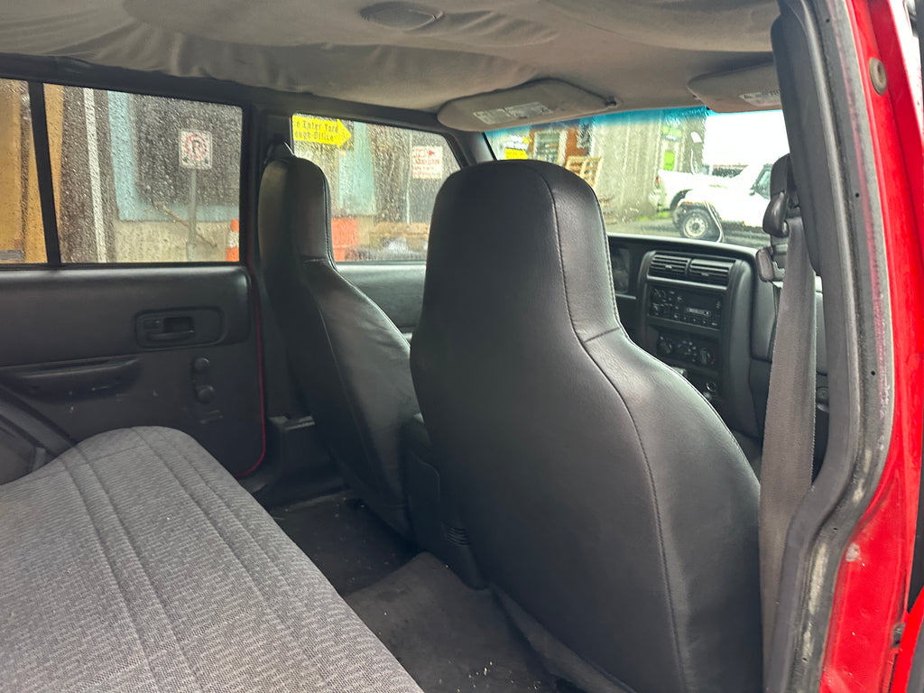 2000 Jeep Cherokee XJ SE 4.0 – J2608