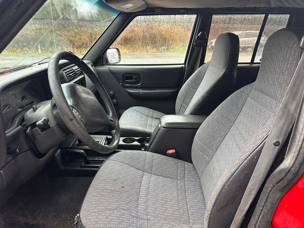2000 Jeep Cherokee XJ SE 4.0 – J2608
