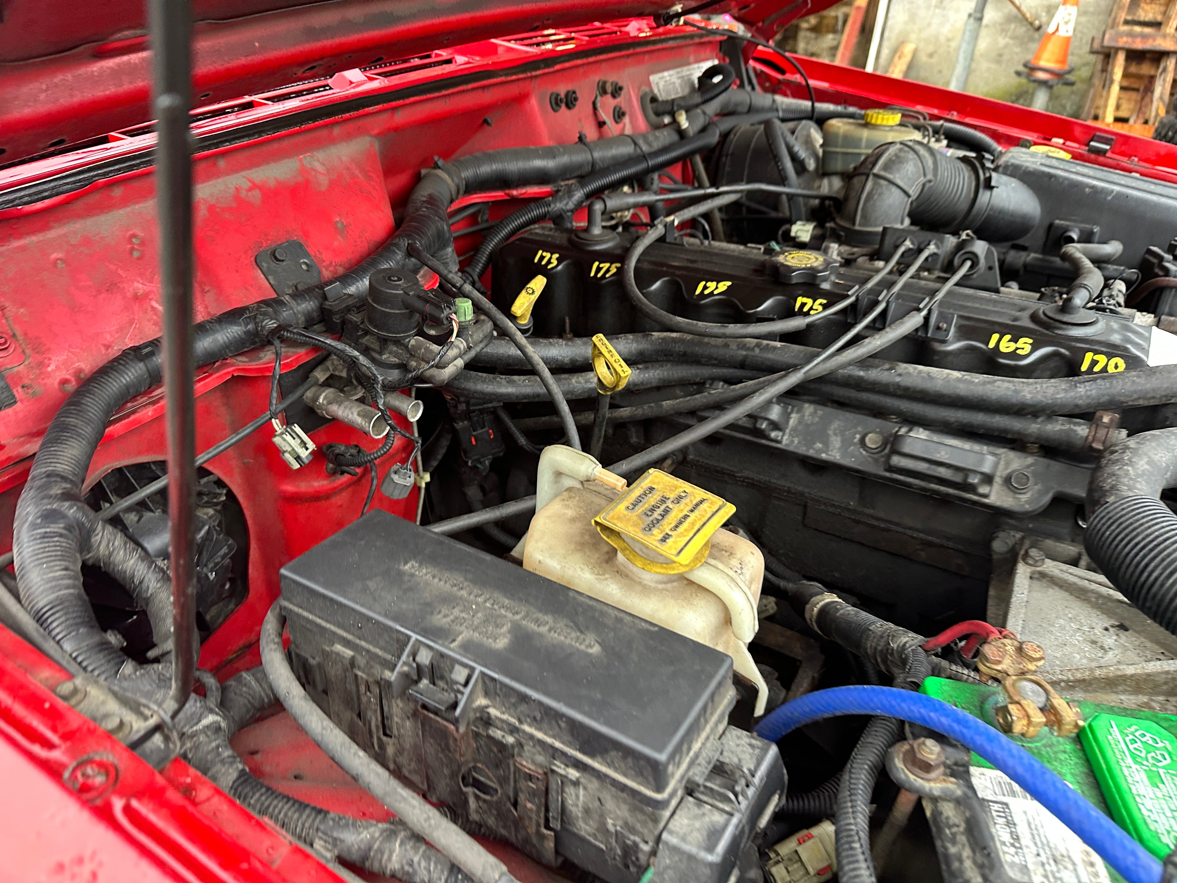 2000 Jeep Cherokee XJ SE 4.0 – J2608