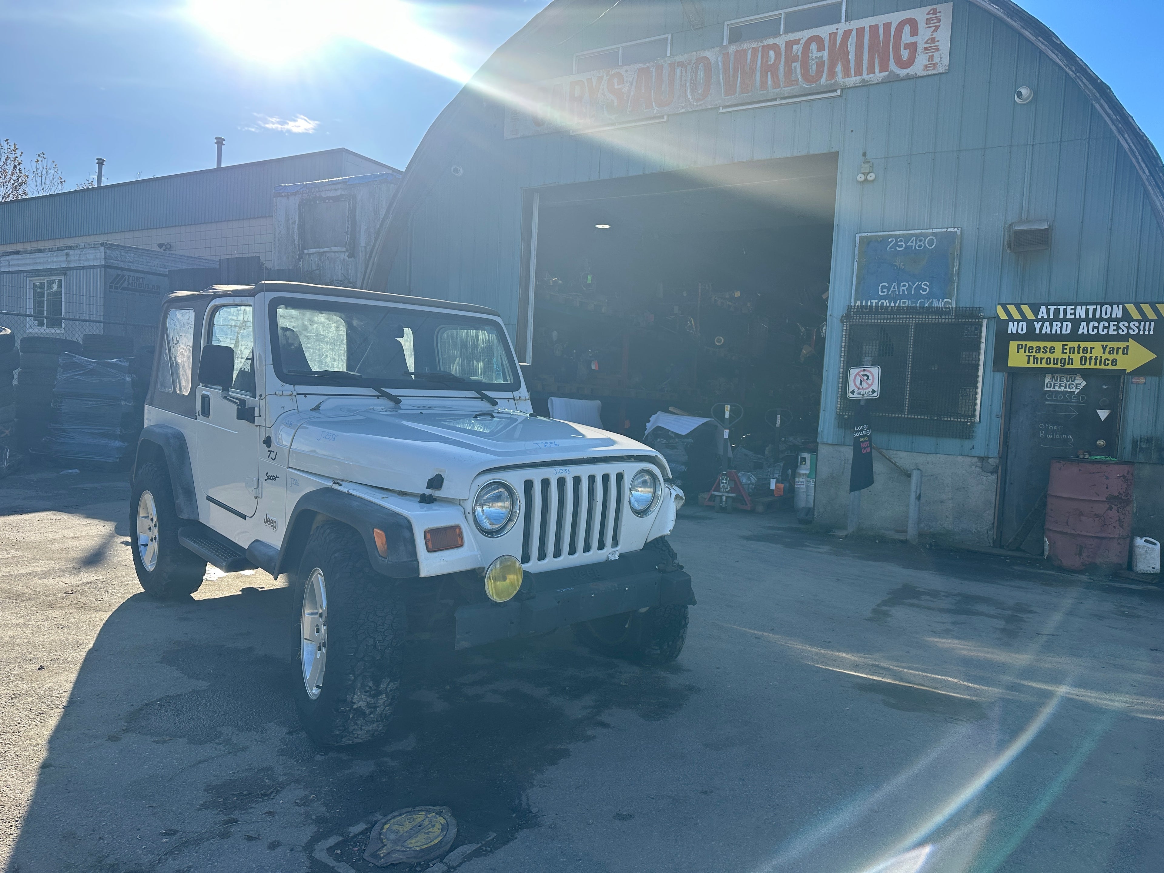 2002 Jeep Wrangler TJ – J2556