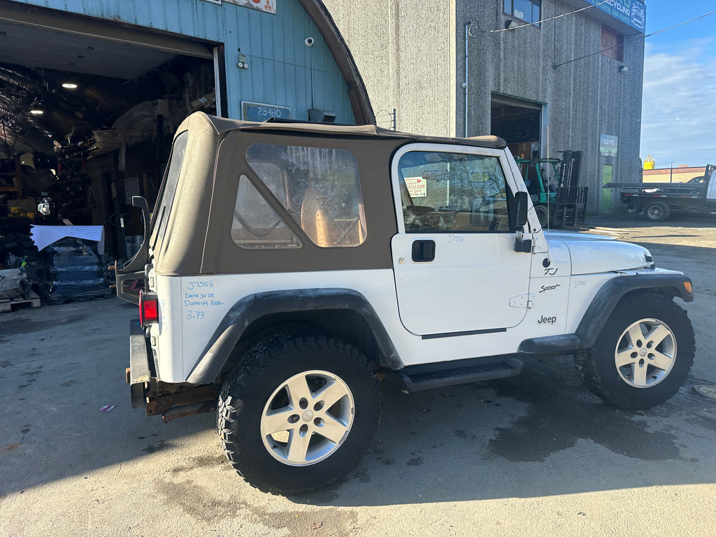 2002 Jeep Wrangler TJ – J2556