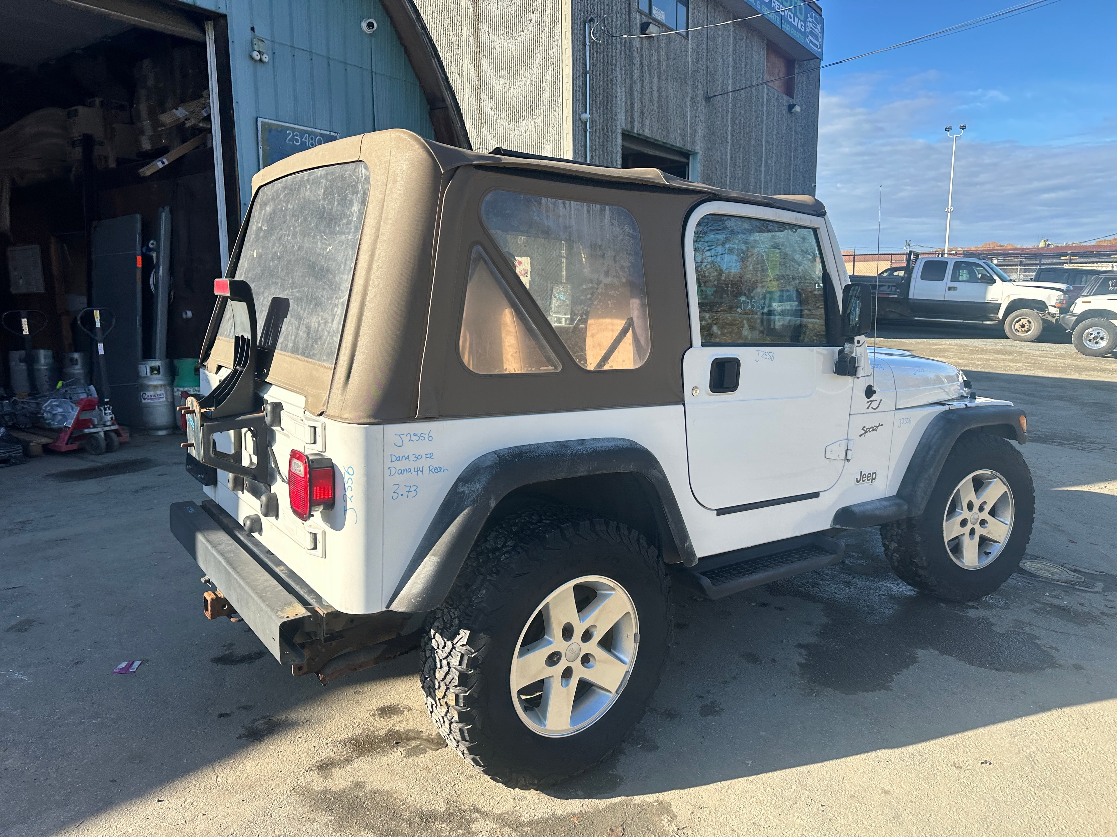 2002 Jeep Wrangler TJ – J2556