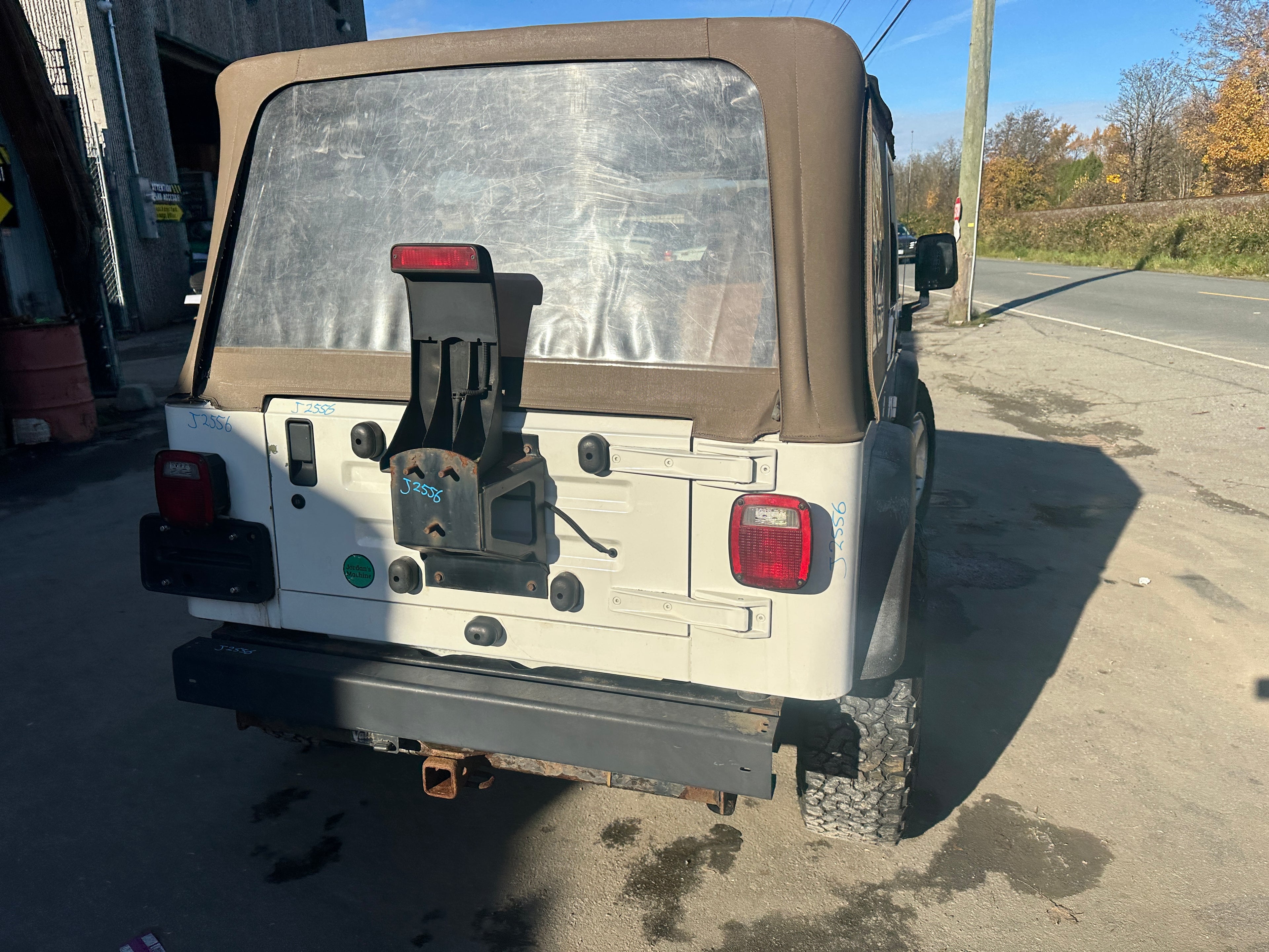 2002 Jeep Wrangler TJ – J2556