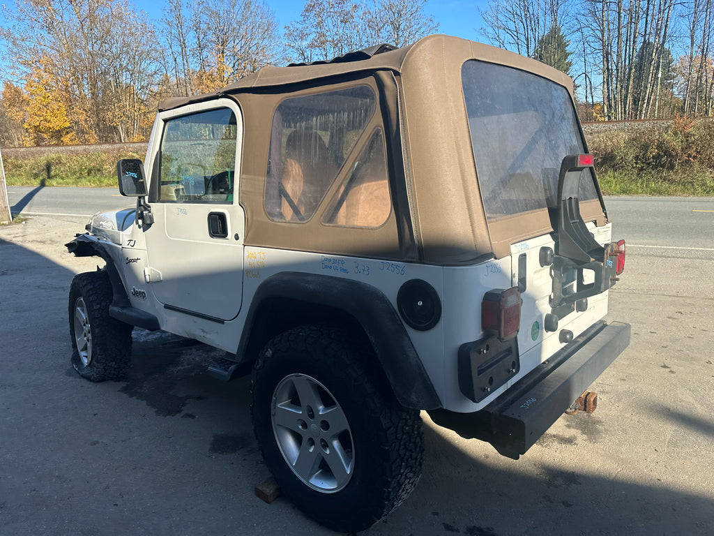 2002 Jeep Wrangler TJ – J2556